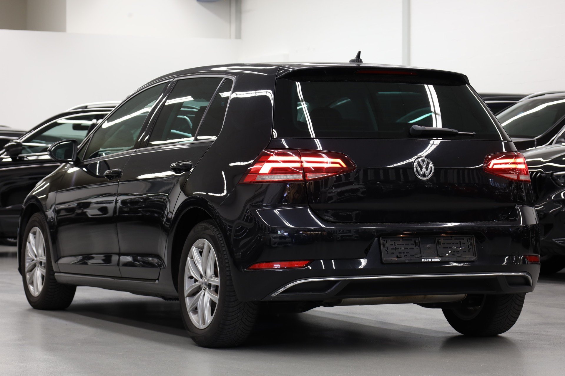 VW Golf VII 2.0 TDI Comfortline DSG-image-6
