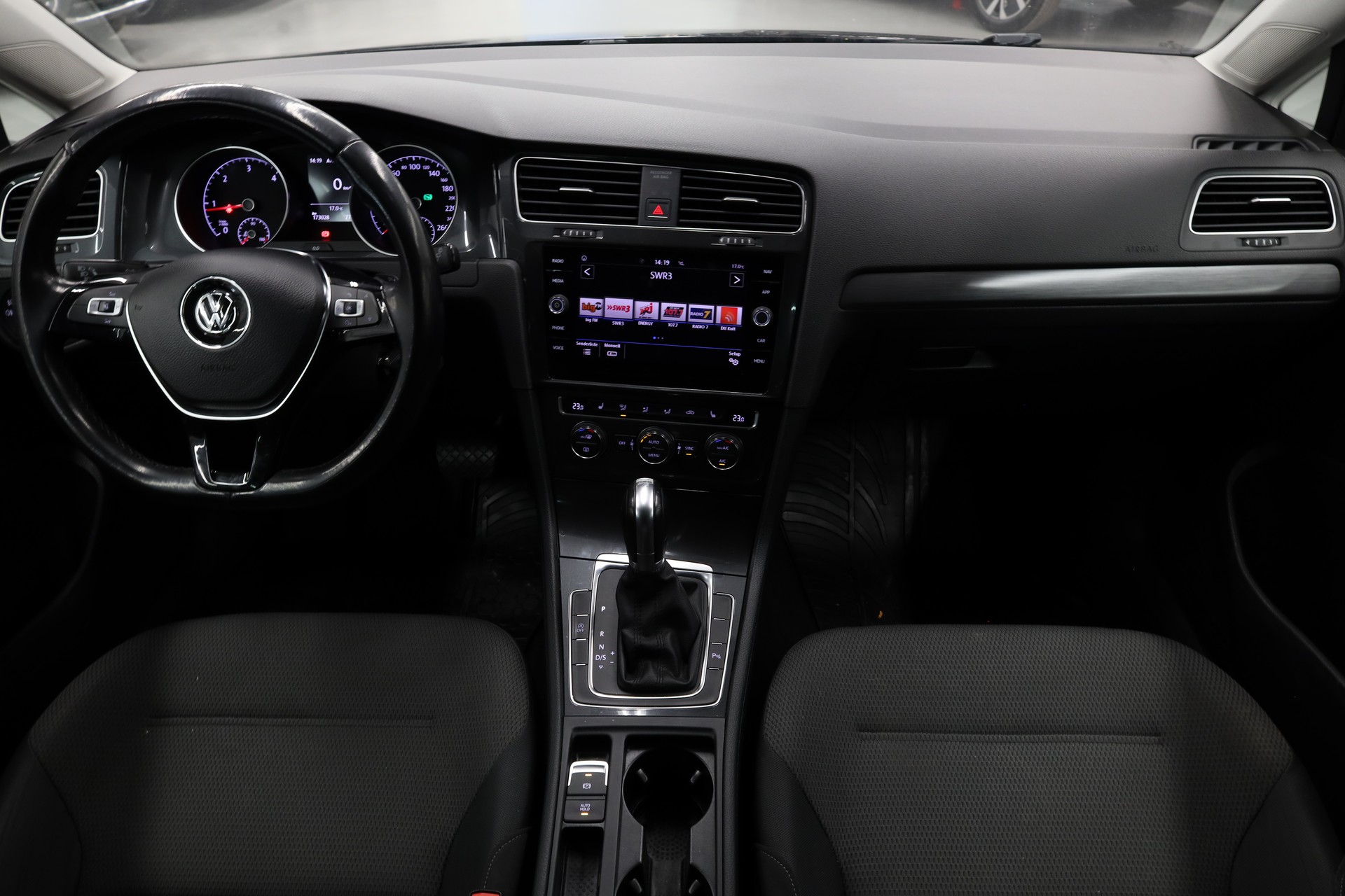 VW Golf VII 2.0 TDI Comfortline DSG-image-10