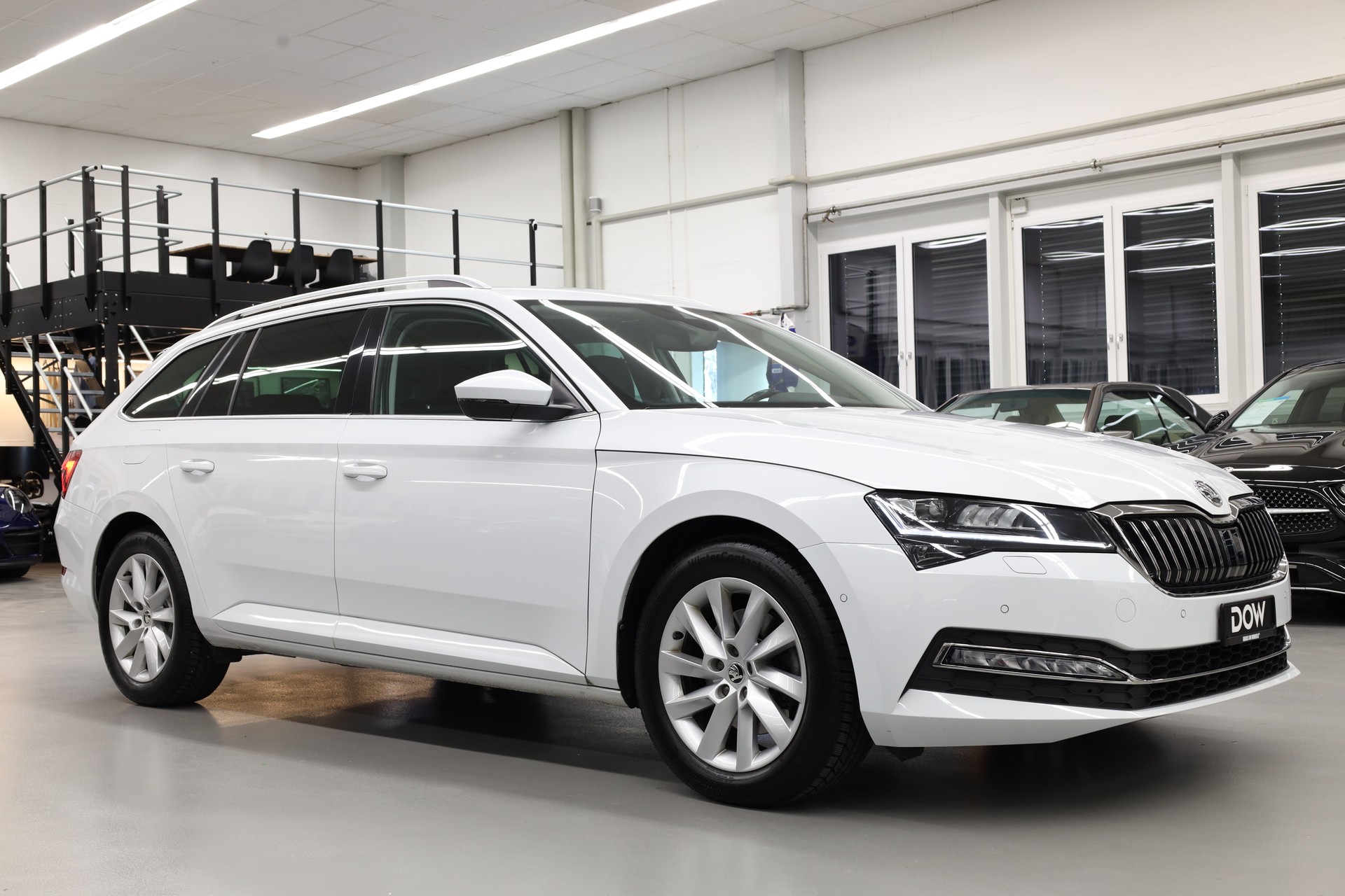 SKODA Superb Combi 2.0 TDI 190 Style 4x4 DSG-image-1