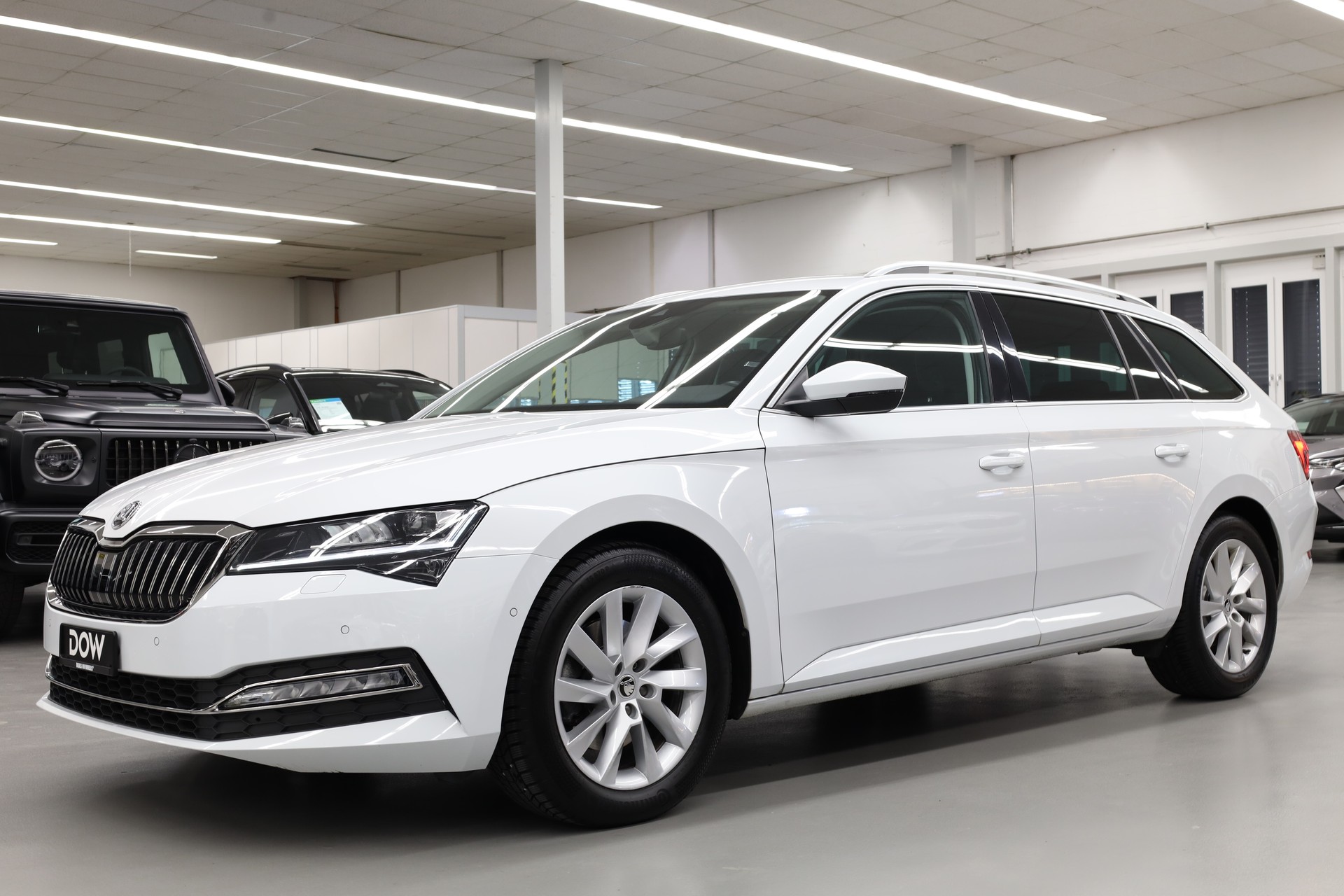 SKODA Superb Combi 2.0 TDI 190 Style 4x4 DSG-image-3