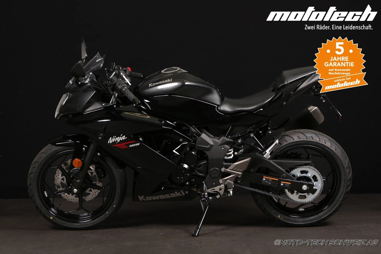 KAWASAKI Ninja 125-showroom-element-3