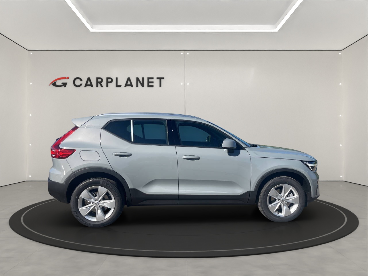 VOLVO XC40 2.0 B3 MH Core .-showroom-element-2