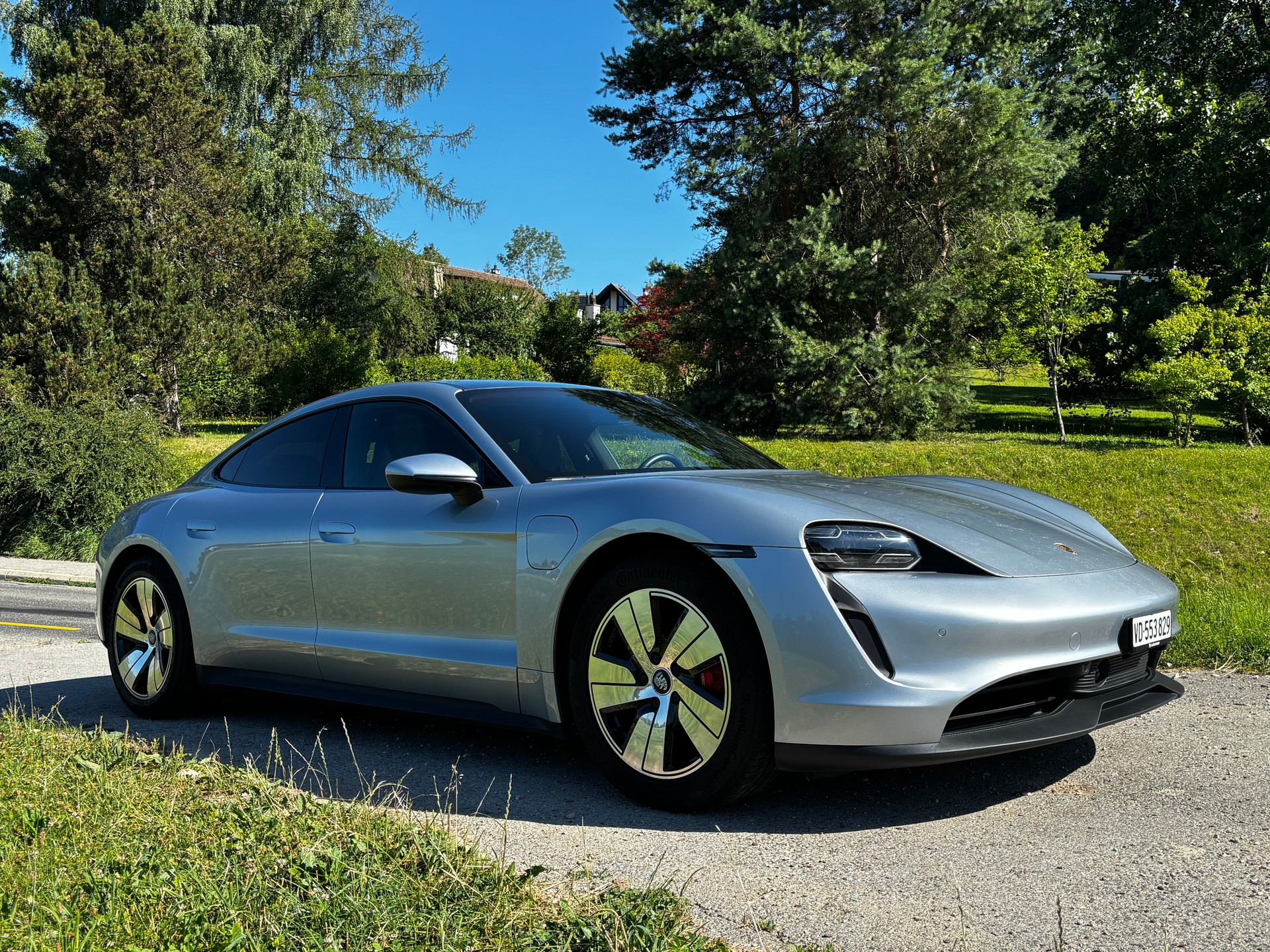 PORSCHE Taycan 4S-image-1