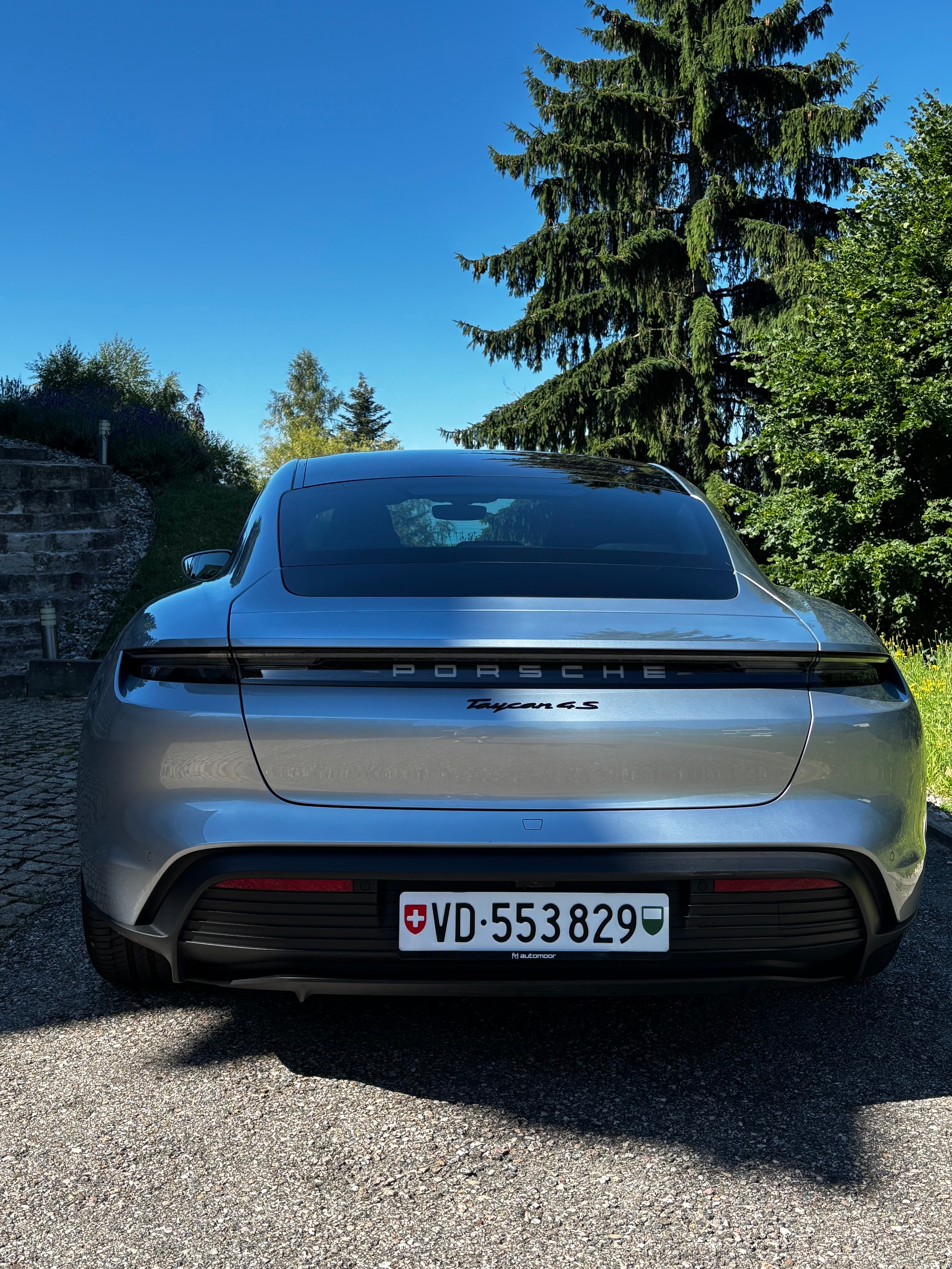 PORSCHE Taycan 4S-image-3