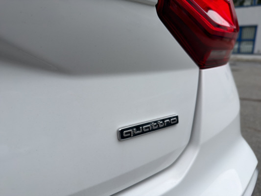 AUDI Q2 40 TFSI adv Attra qu-image-5