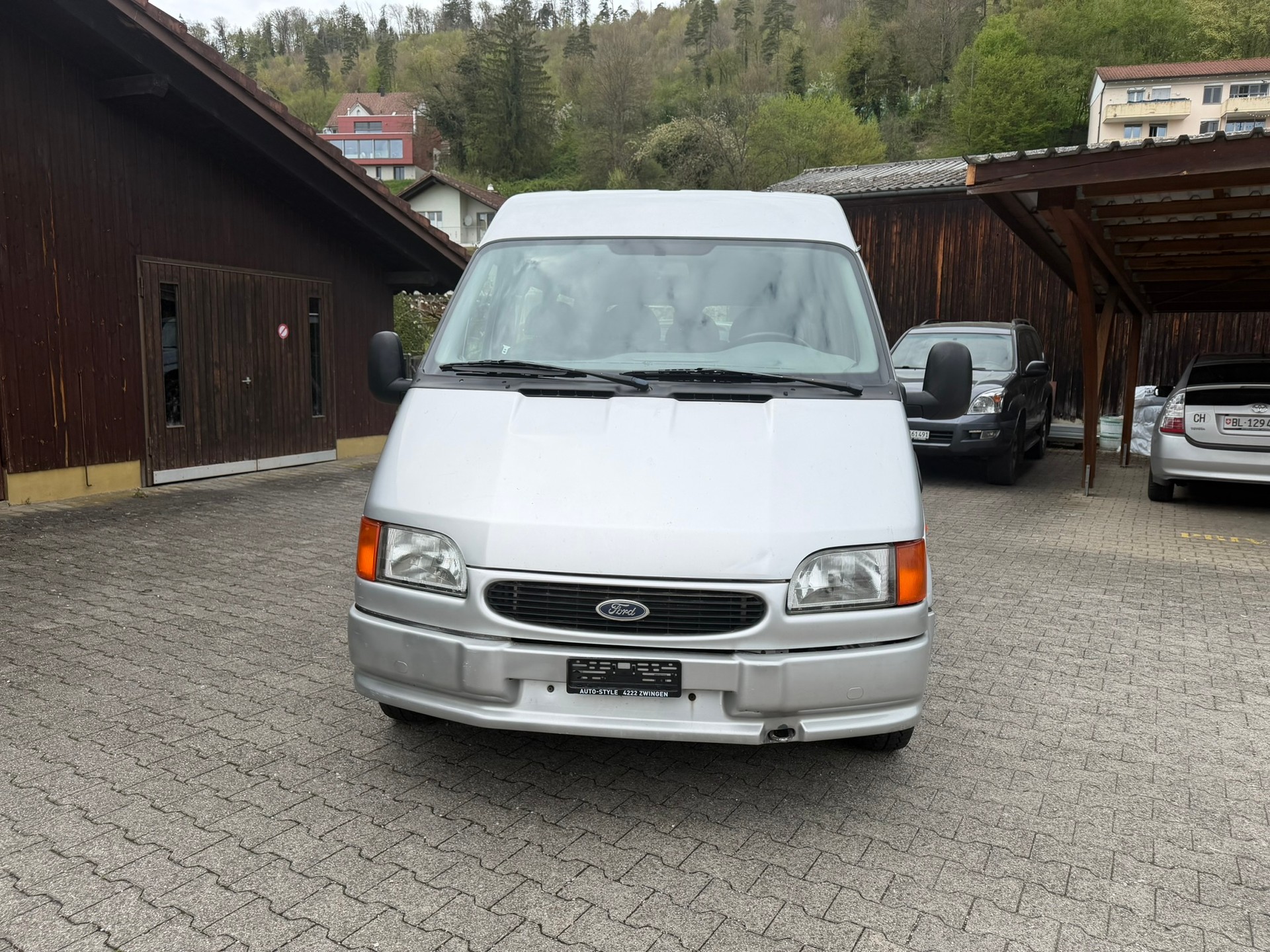 FORD FT 2.8S 2.5TD Luxliner-image-1