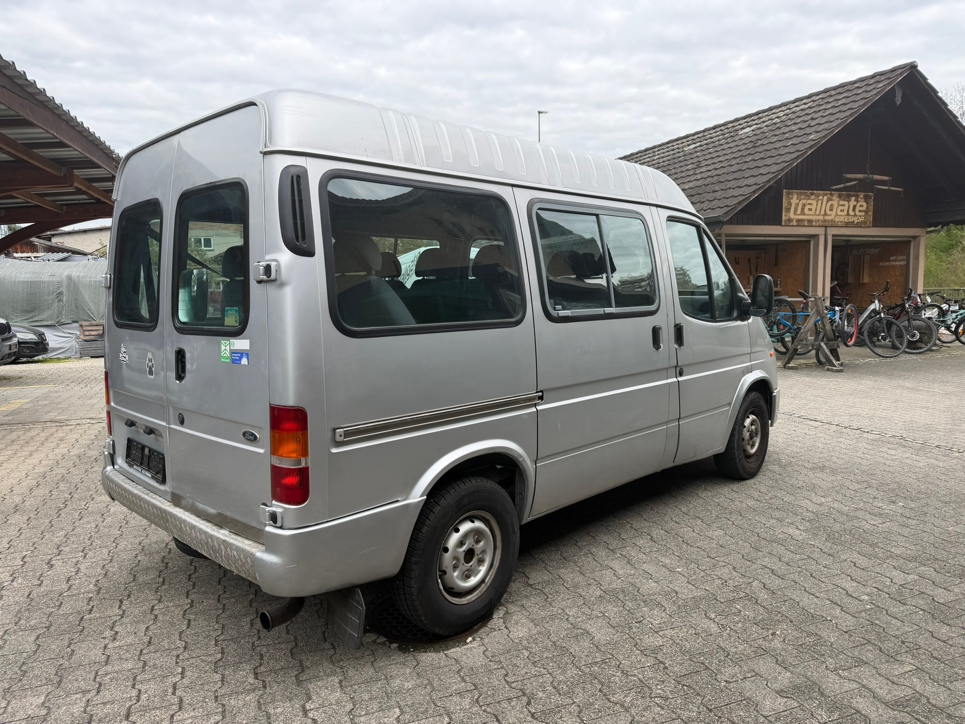 FORD FT 2.8S 2.5TD Luxliner-image-3