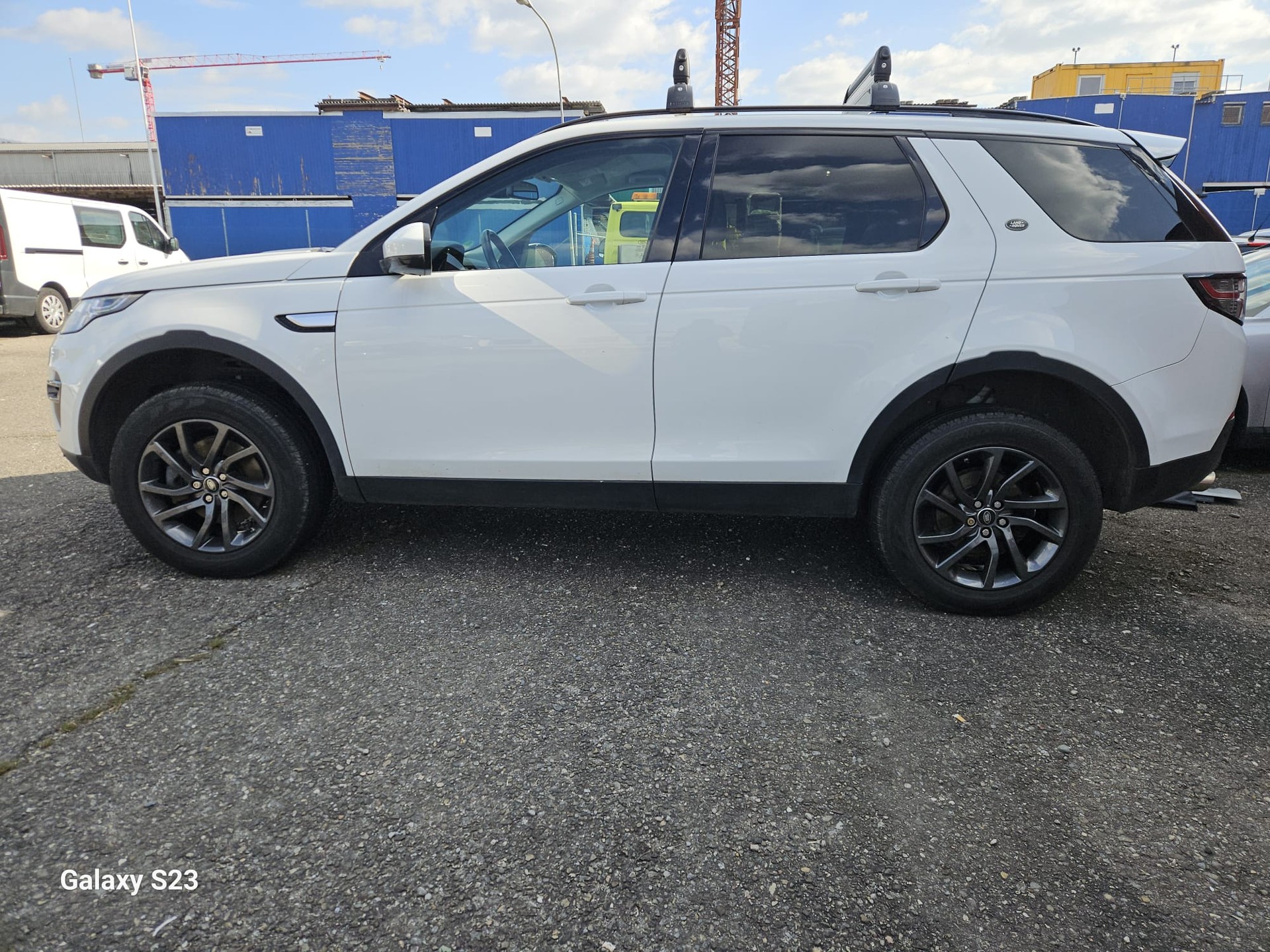 LAND ROVER Discovery Sport 2.0 TD4 HSE AT9-image-1