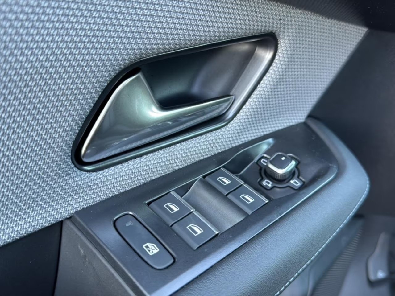 OPEL Grandland-e GS Anhängerkupplung-image-37