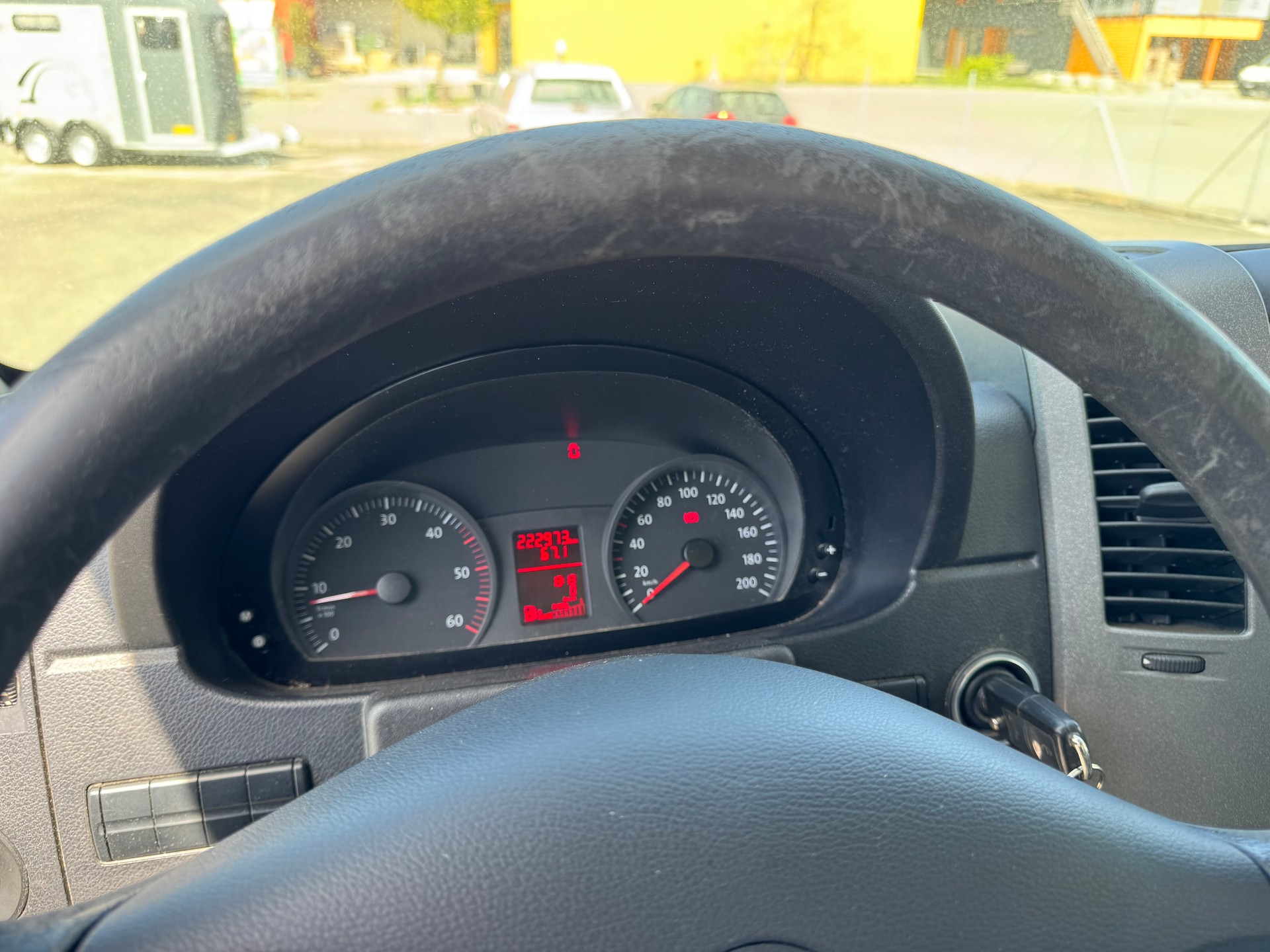 VW Crafter 35 2.5 TDI 109 PS-image-8