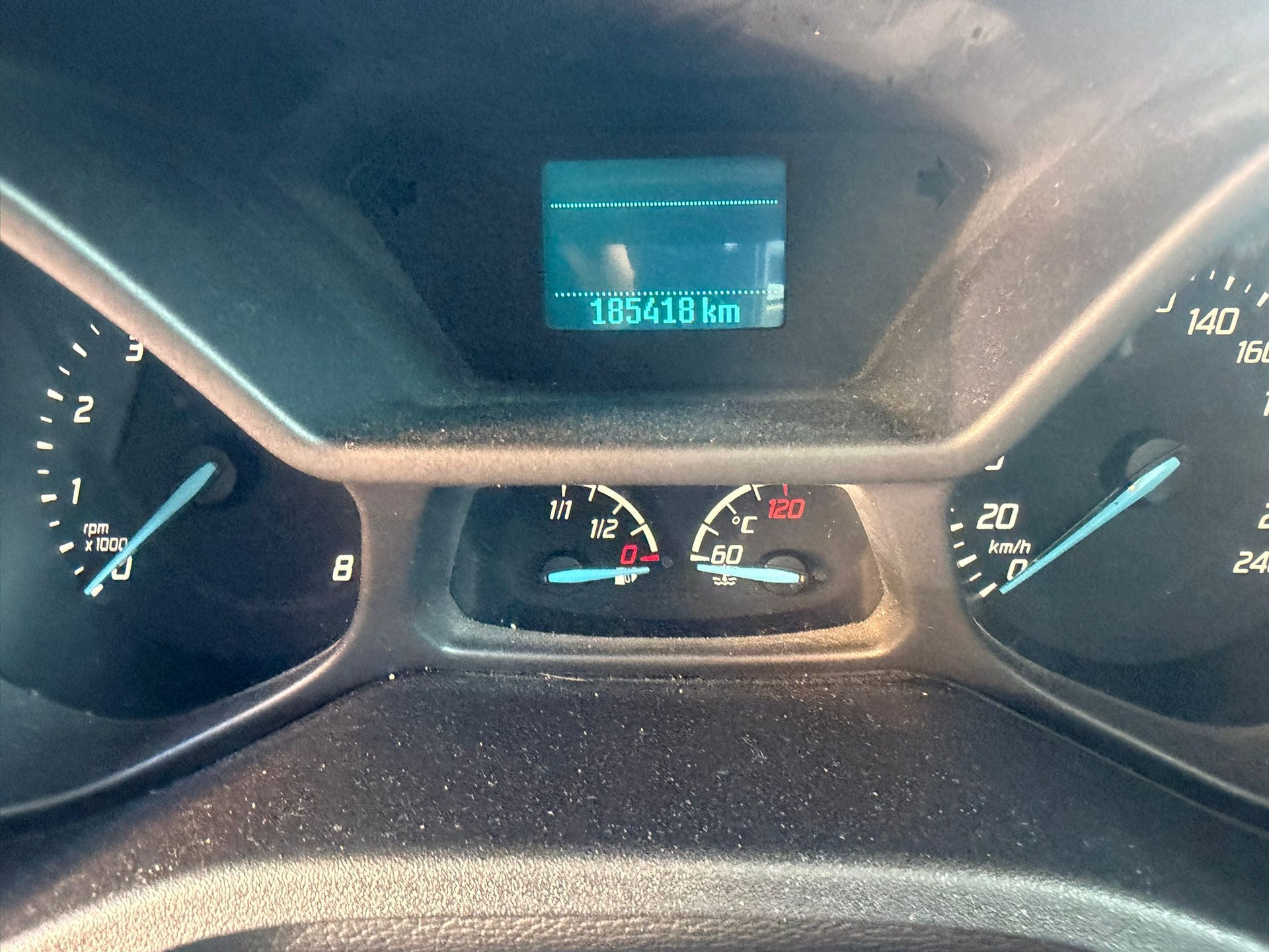 FORD Tourneo Connect 1.0 SCTi Titanium-image-7