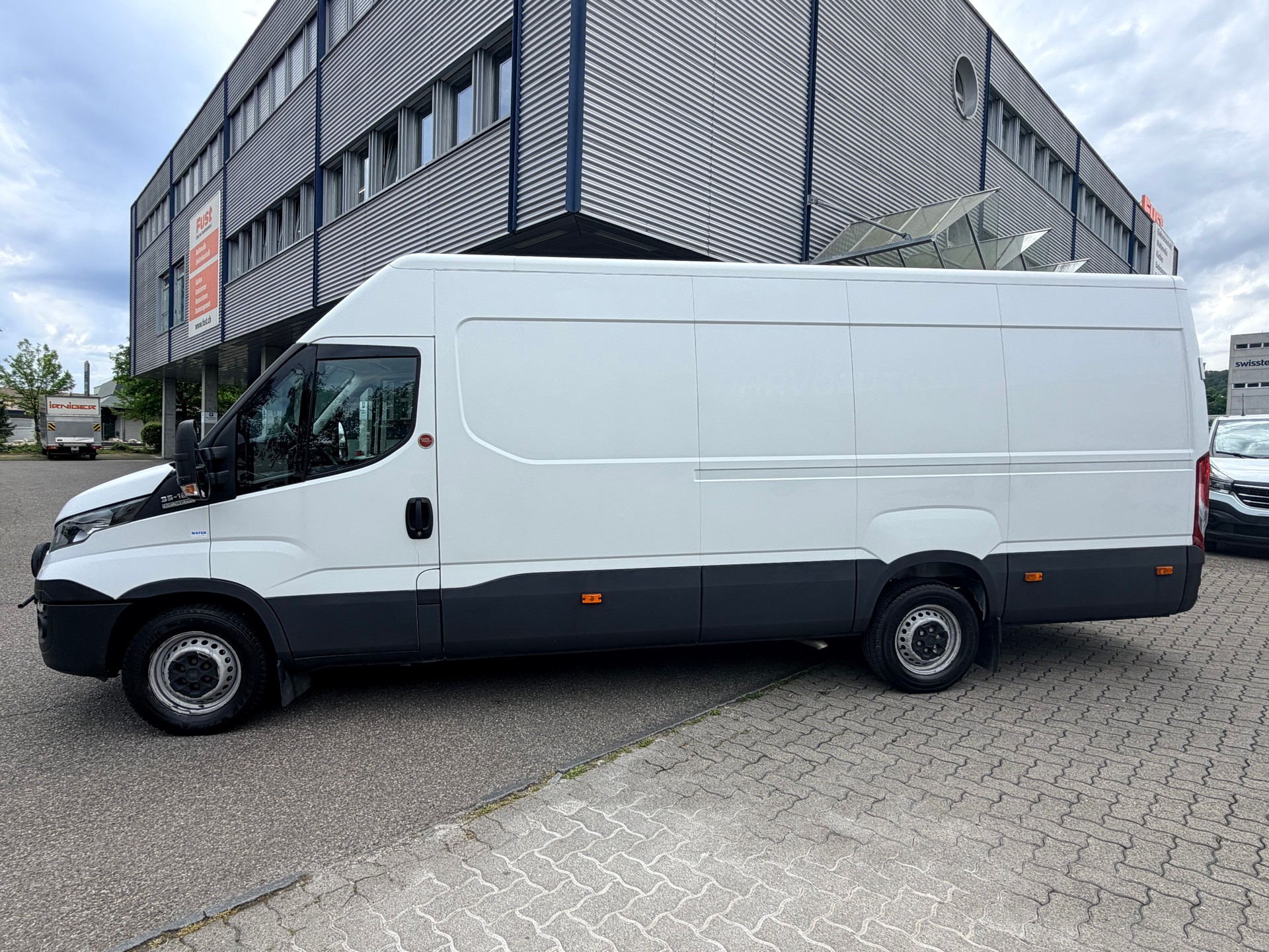 IVECO 35 S 16 A8 VL-image-4