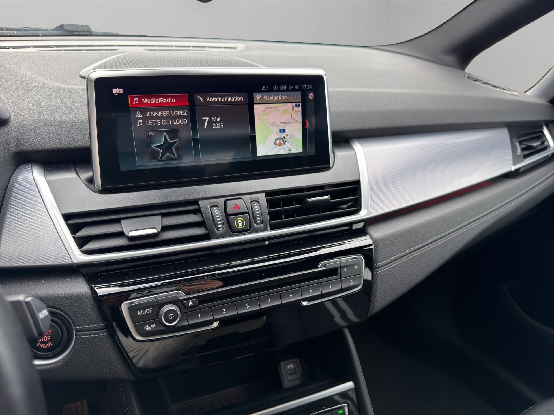 BMW 218d xDrive Active Tourer Steptronic M Sport-image-14