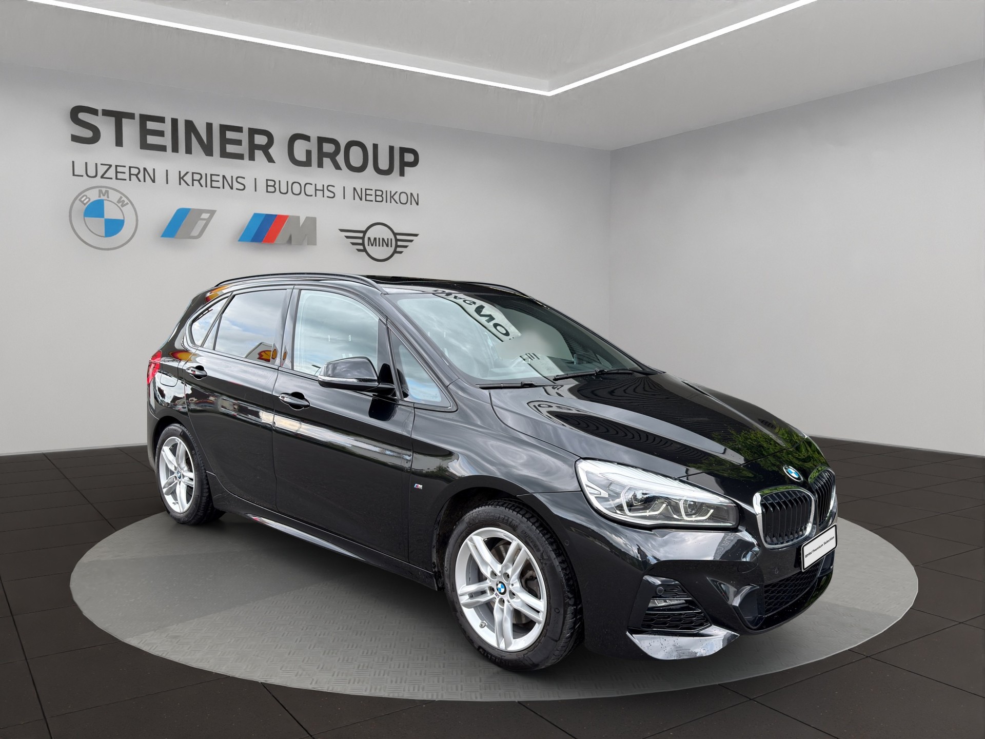 BMW 218d xDrive Active Tourer Steptronic M Sport-showroom-element-2