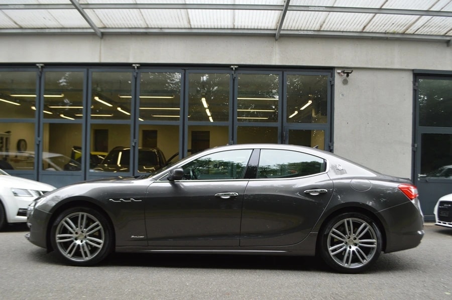MASERATI Ghibli S Q4 3.0 V6 Automatica-image-3