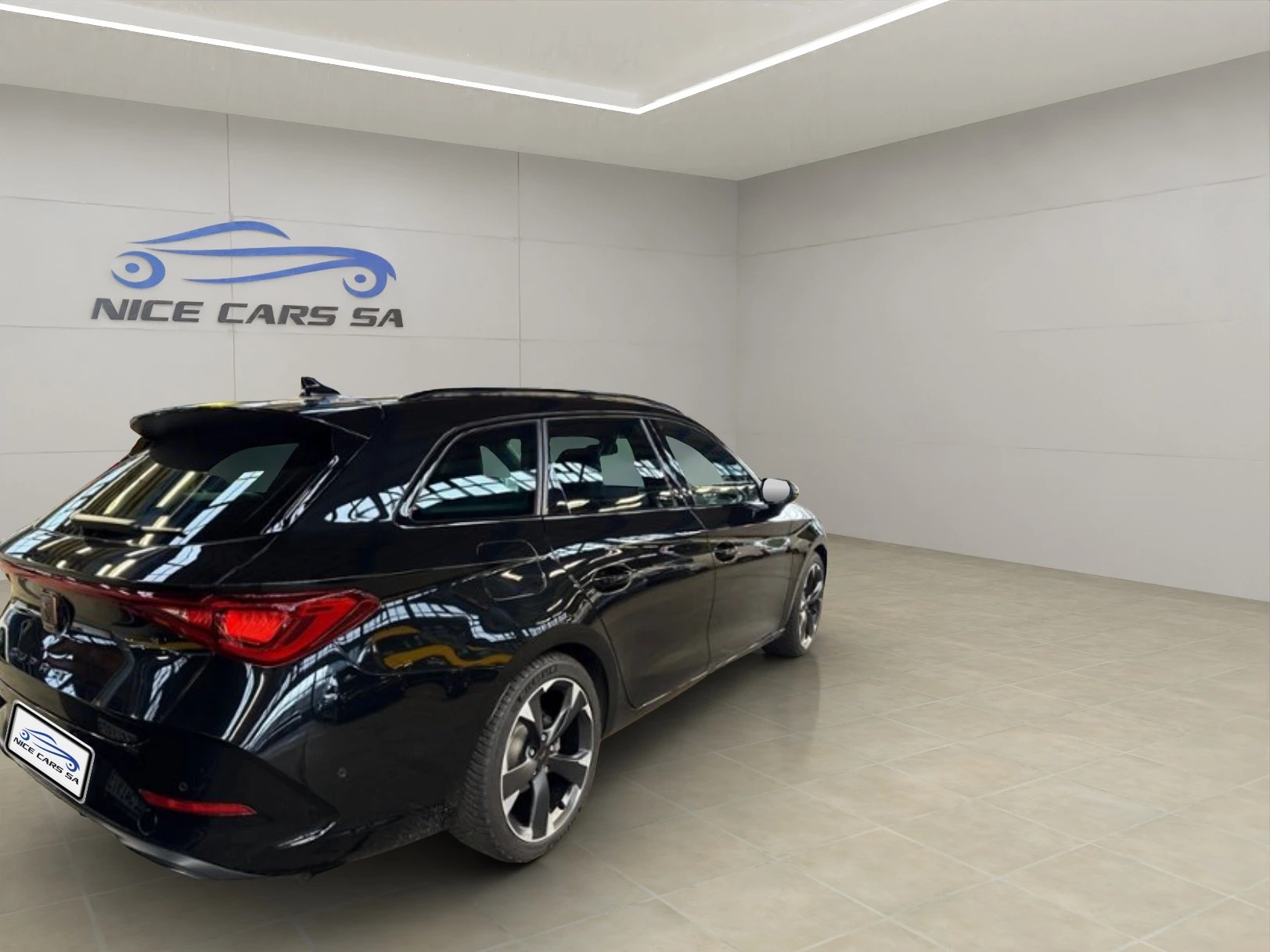 CUPRA LEON ST 2.0 TSI DSG-showroom-element-3