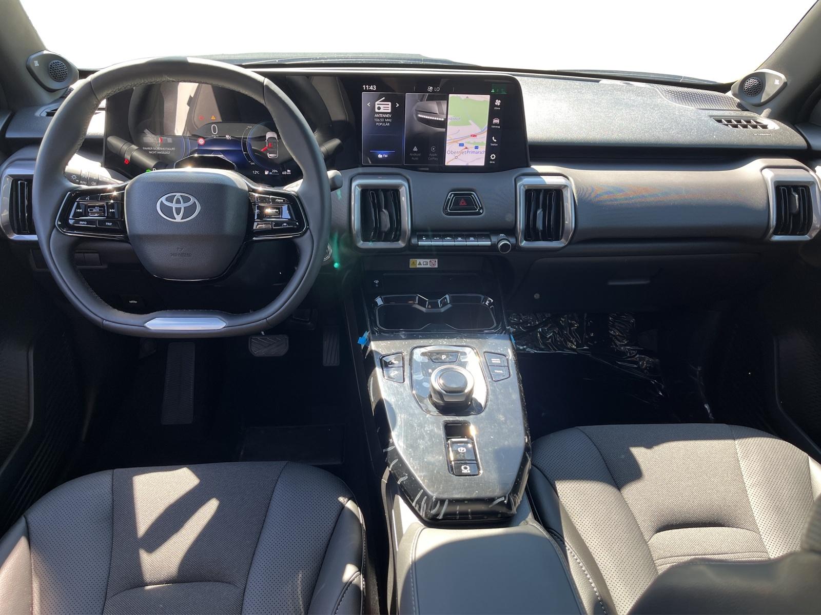 TOYOTA Urban Cruiser Premium AWD-image-4