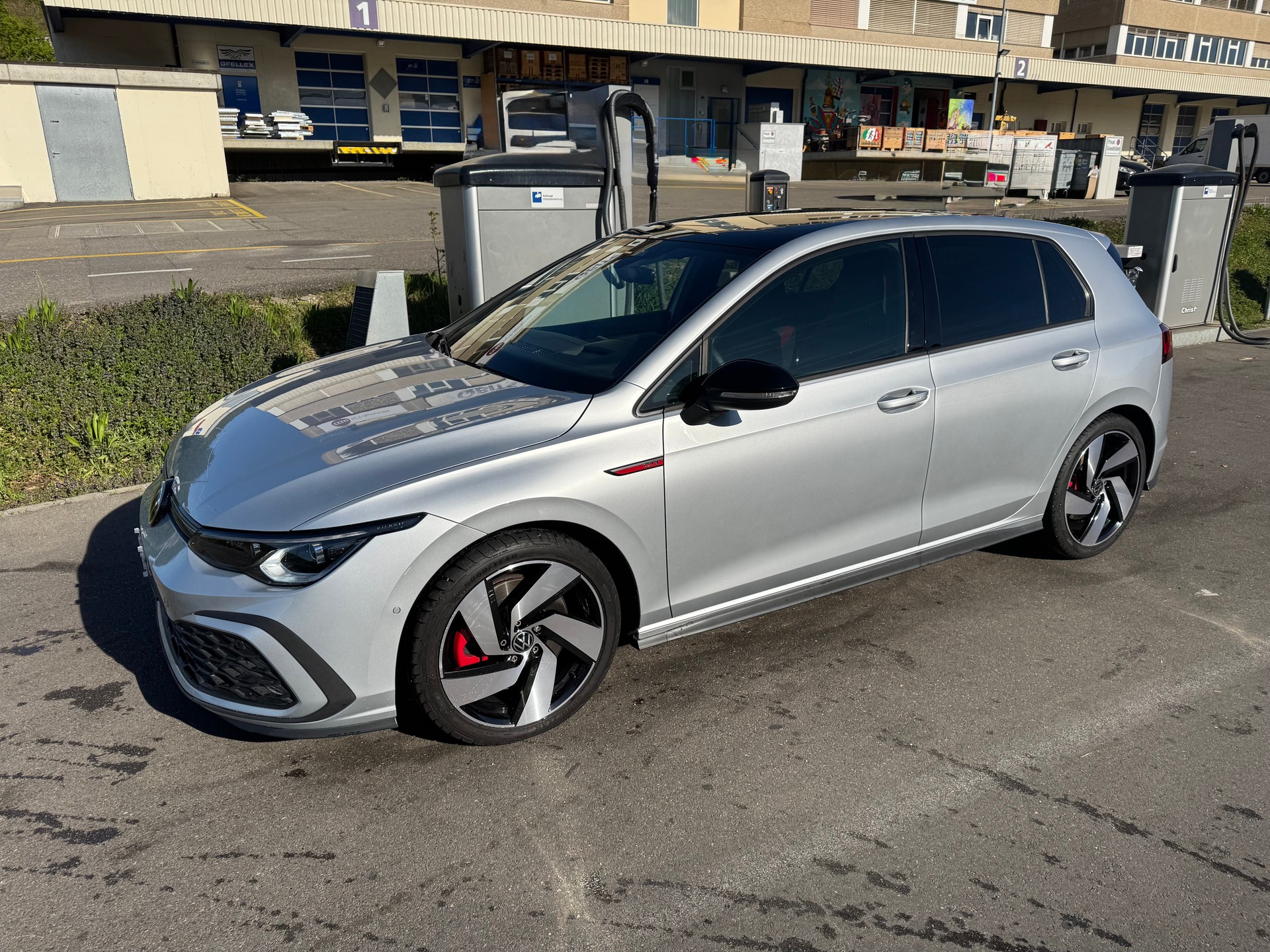 VW 2.0 TSI GTI-image-0