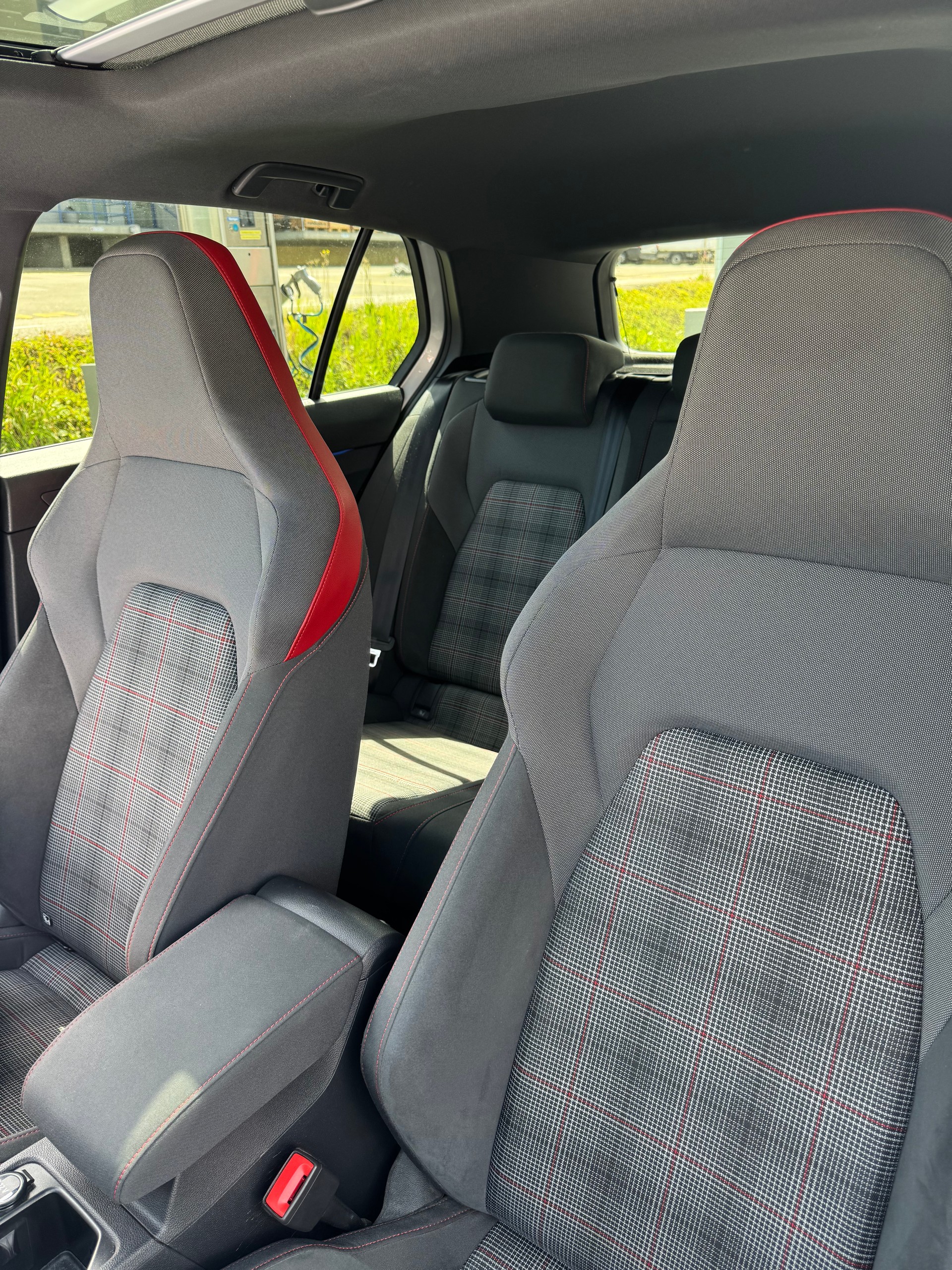 VW 2.0 TSI GTI-image-9