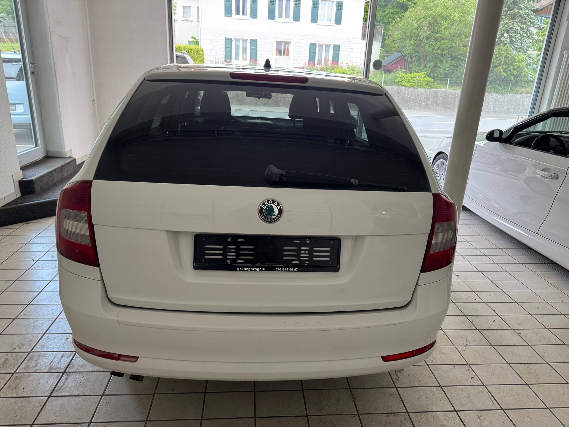 SKODA Octavia Combi 1.8 TSI AllDrive 4x4-image-4