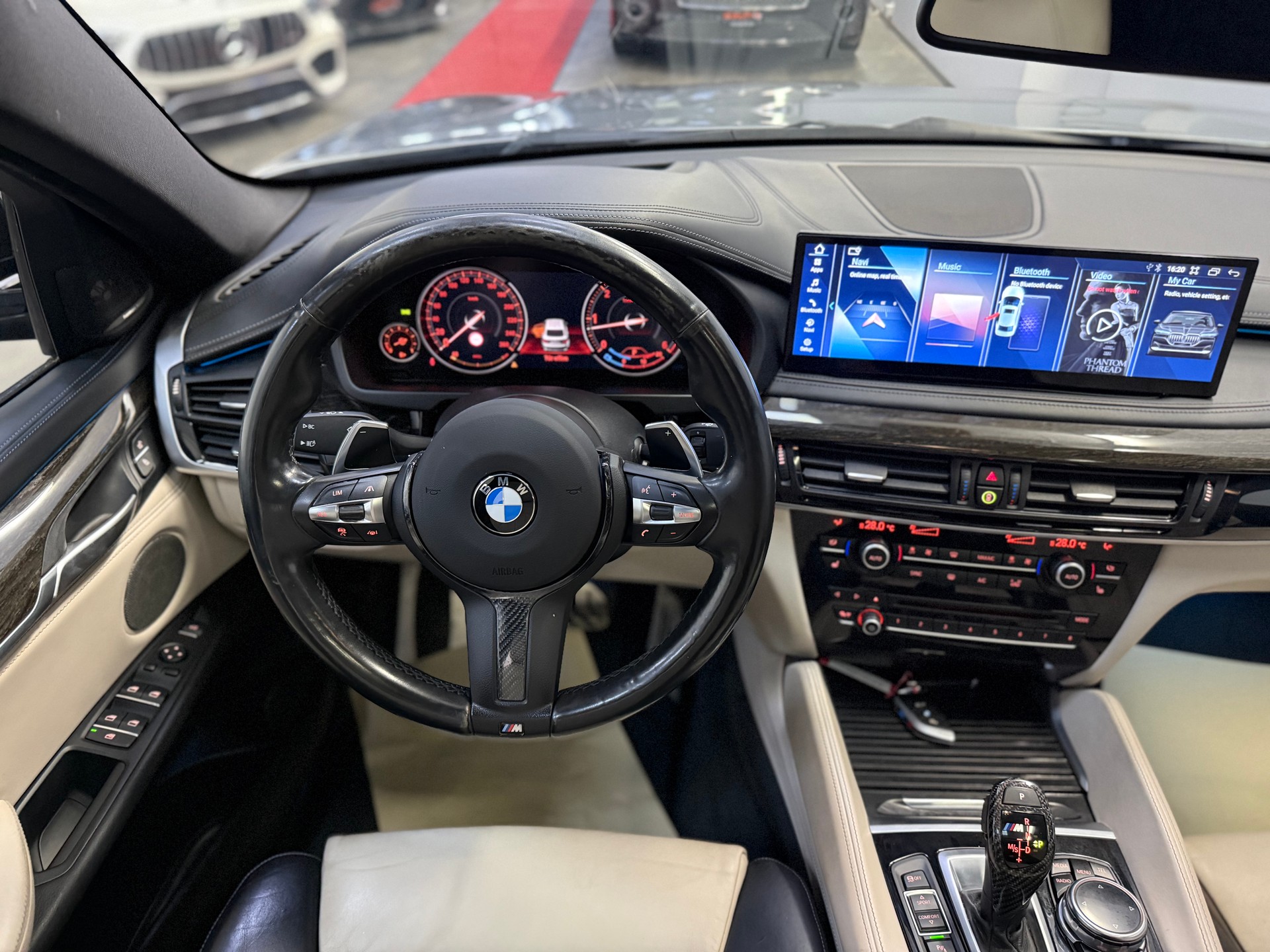 BMW X6 xDrive 30d M-Sport Steptronic-image-11