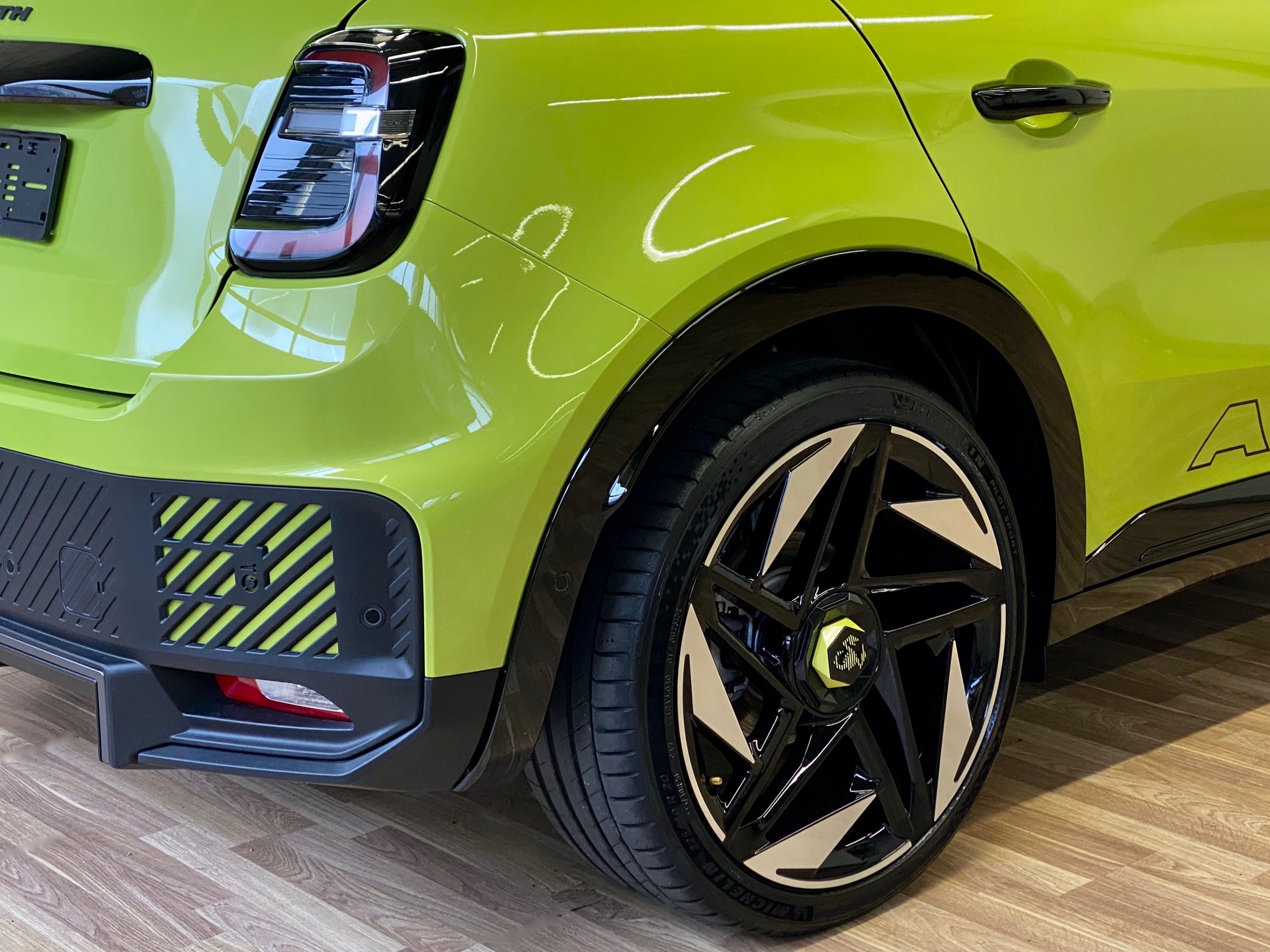 FIAT Abarth 600e*Swiss*Scorpionissima*-image-24