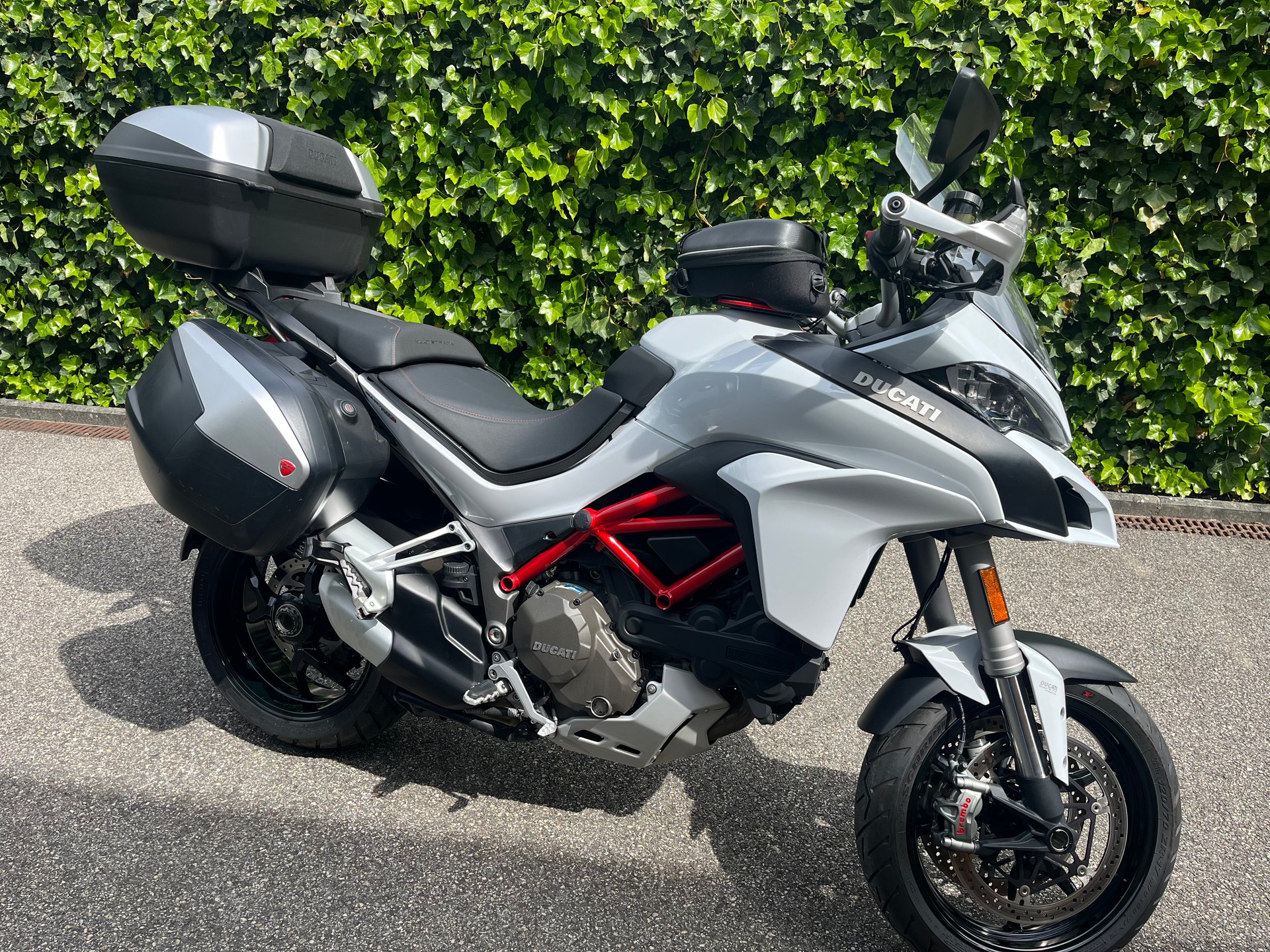 DUCATI Multistrada 1200 S-image-9