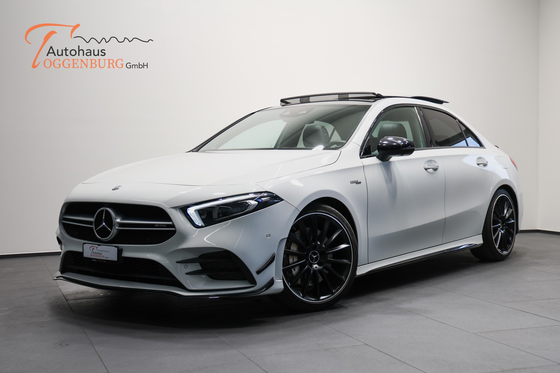 MERCEDES-BENZ A 35 AMG 4Matic Limousine Speedshift *CH-Fahrzeug*Sedan*
