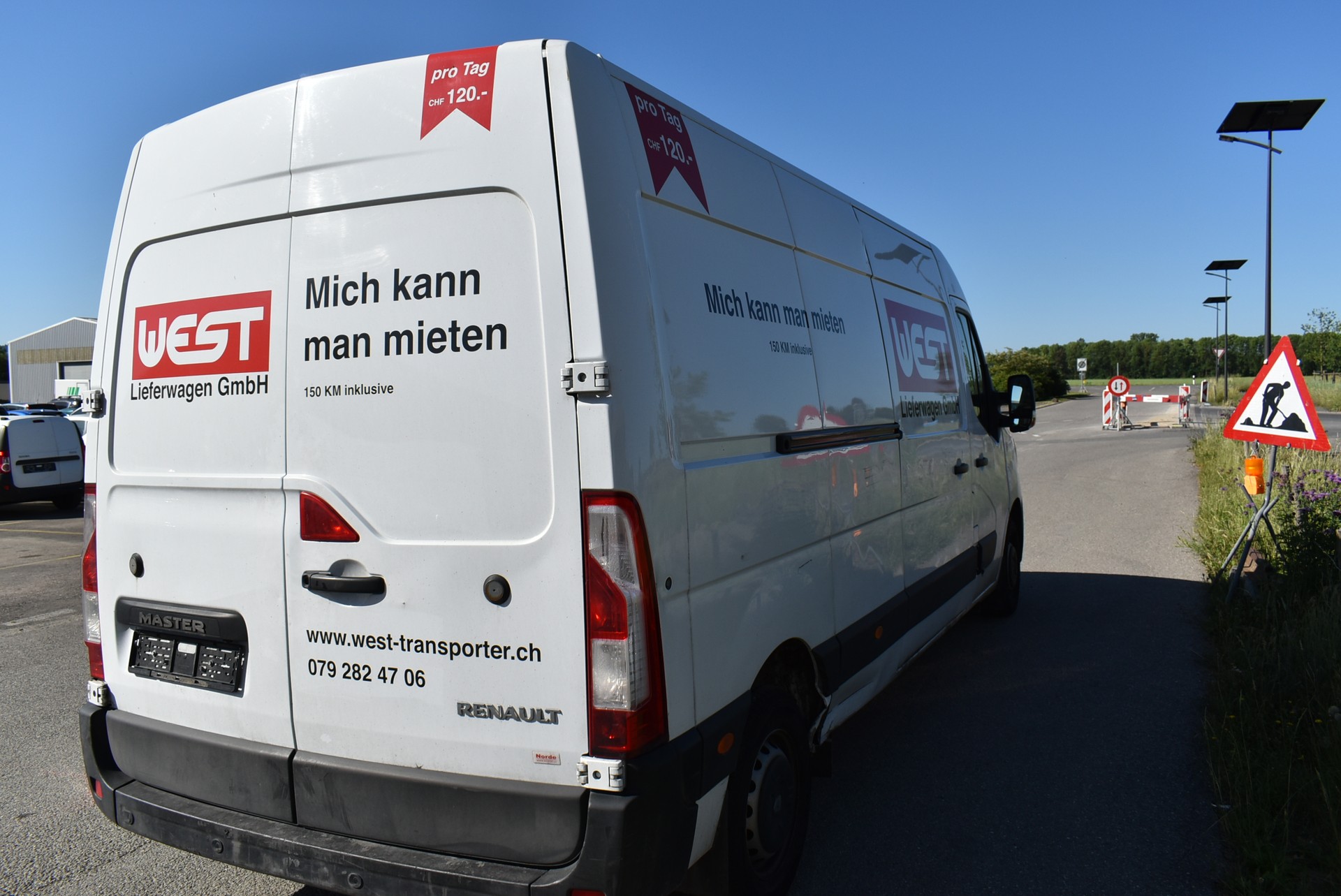 RENAULT Master T33 2.3 Blue dCi 135 L2H2-image-8