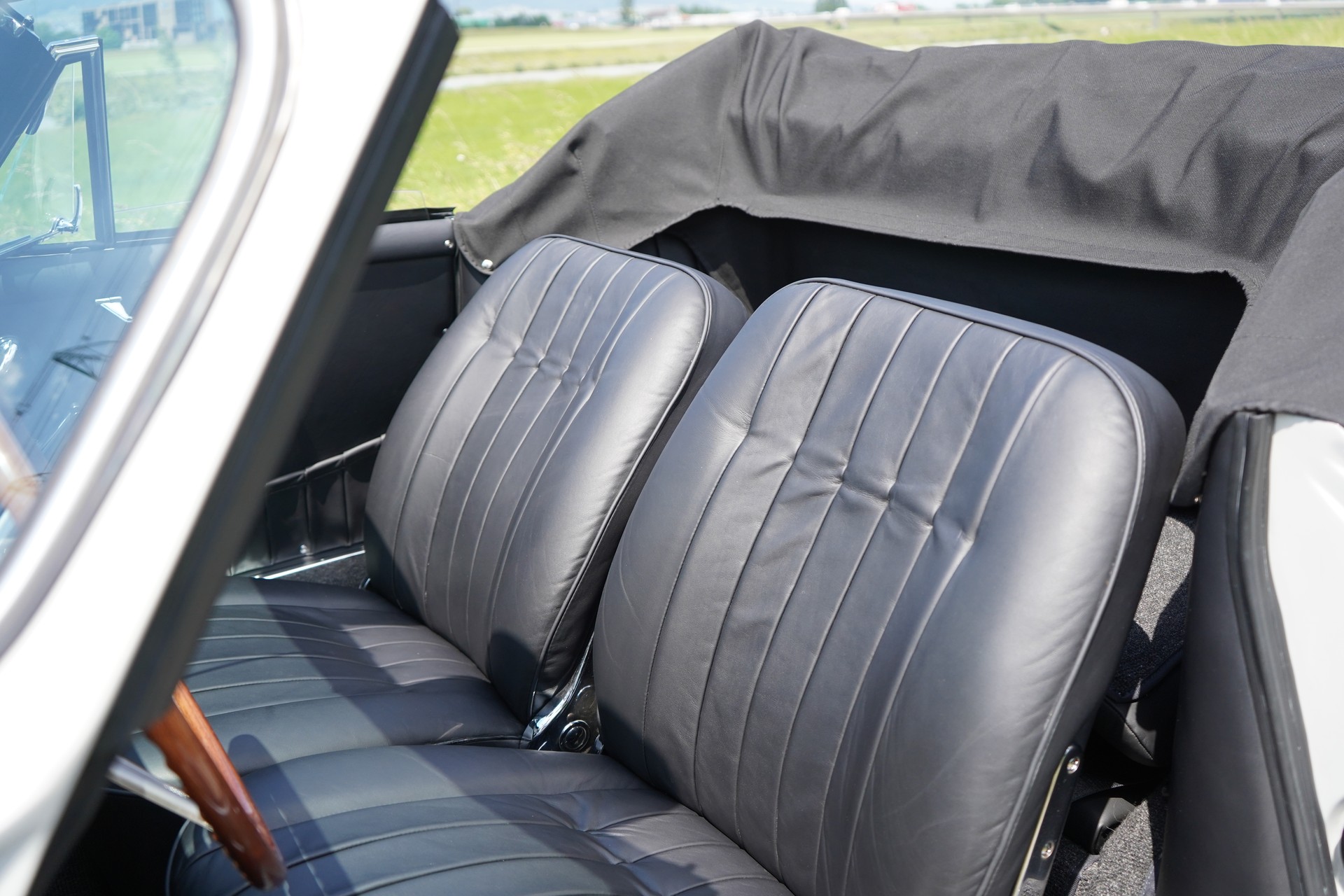 PORSCHE 356-image-29