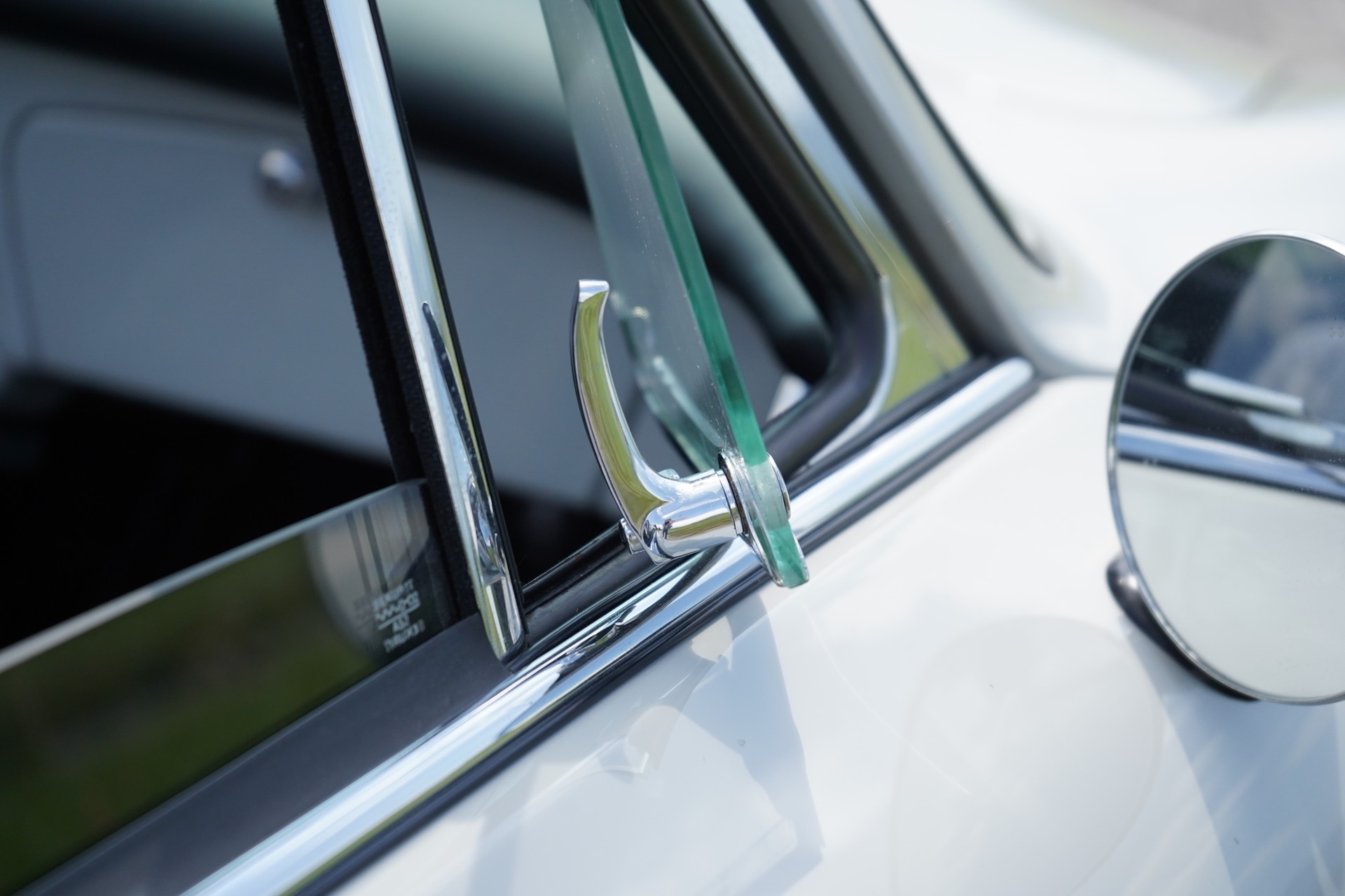 PORSCHE 356-image-22
