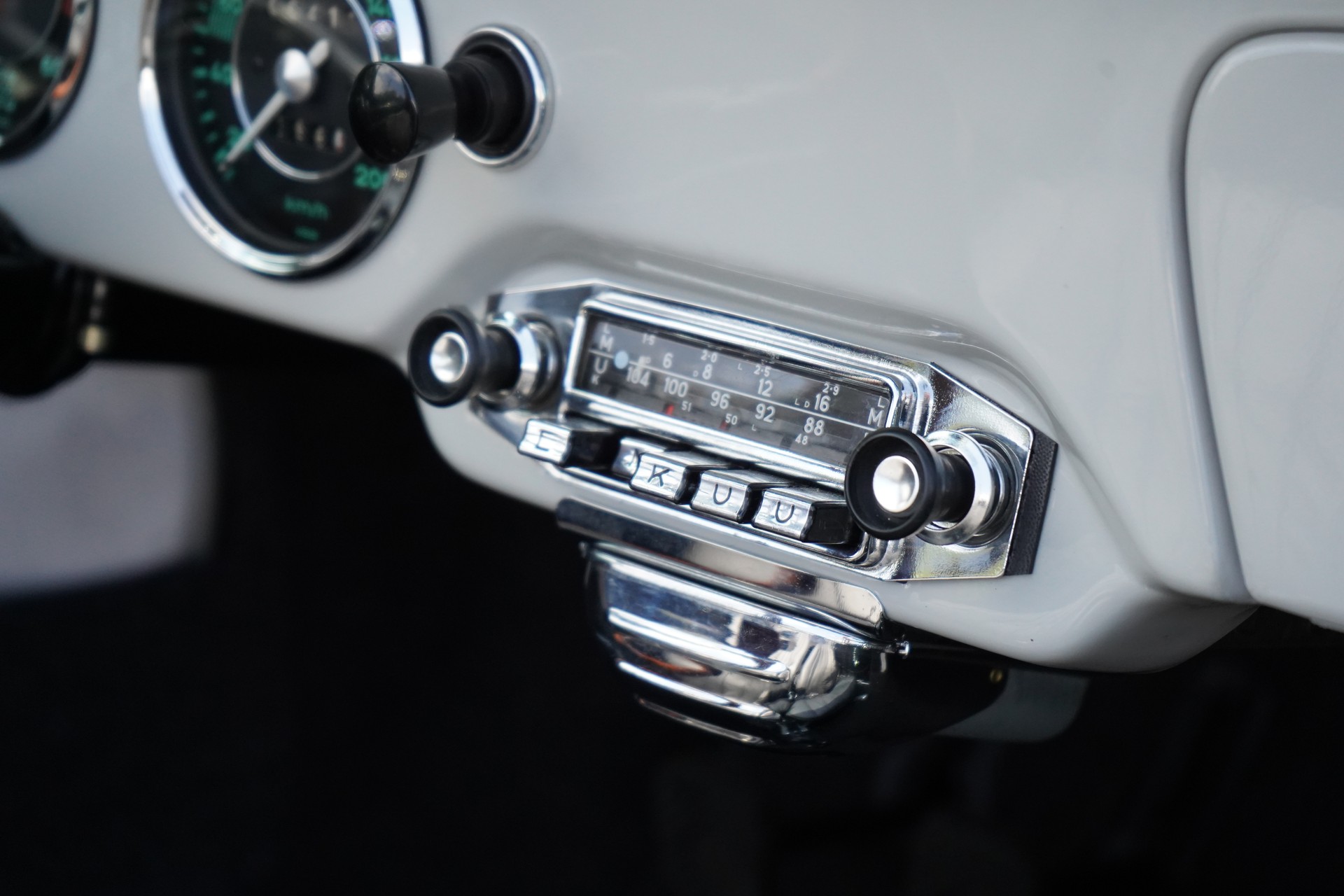 PORSCHE 356-image-12