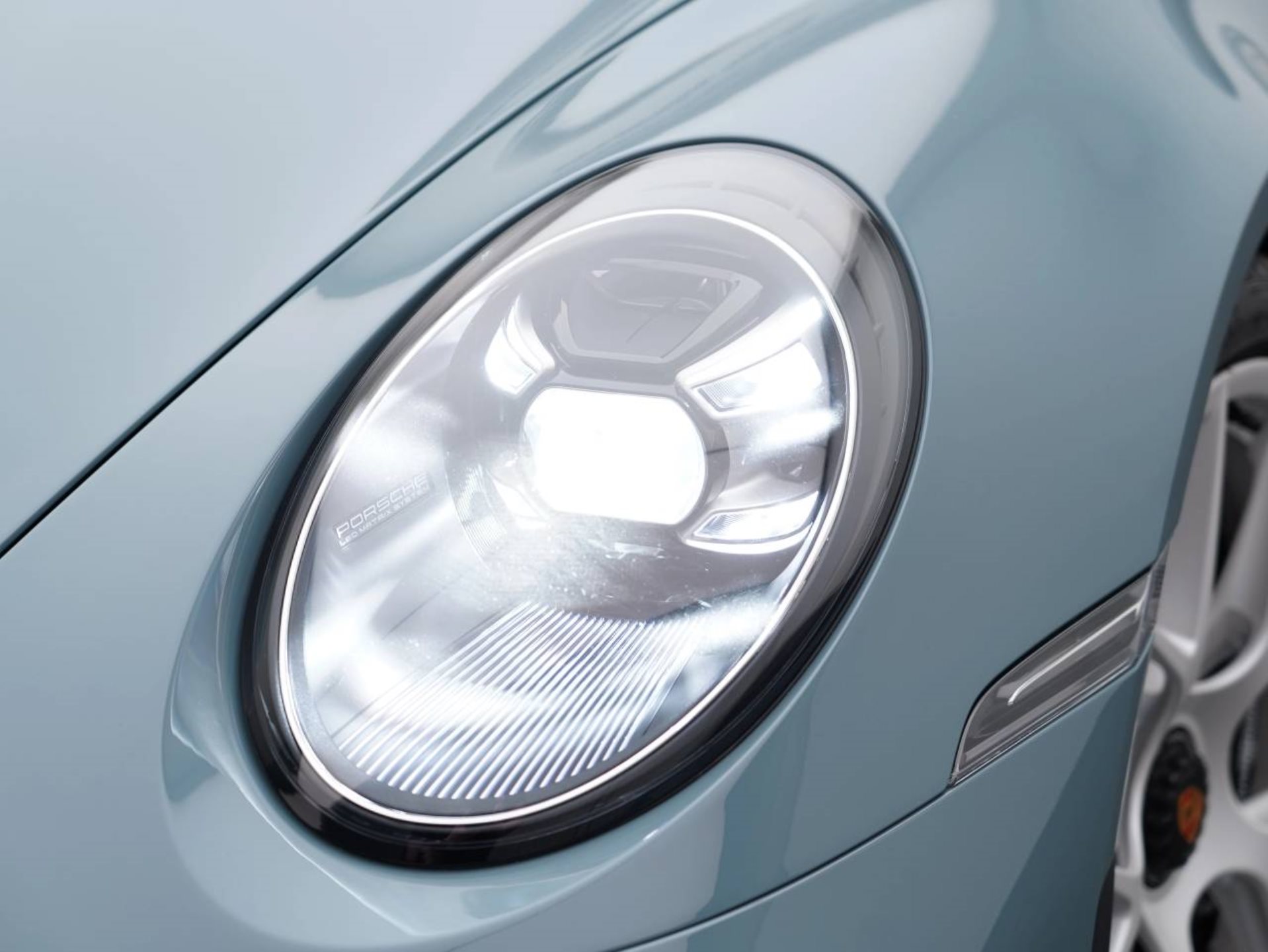 PORSCHE 911 S/T-image-12