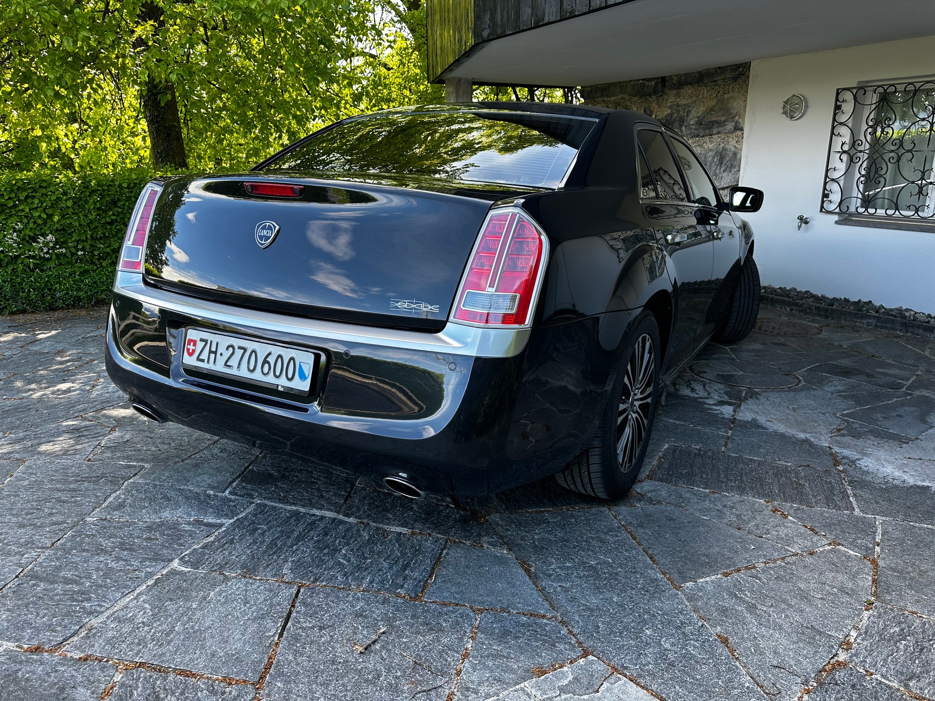 LANCIA 3.6 V6 Executive 4x4-image-2