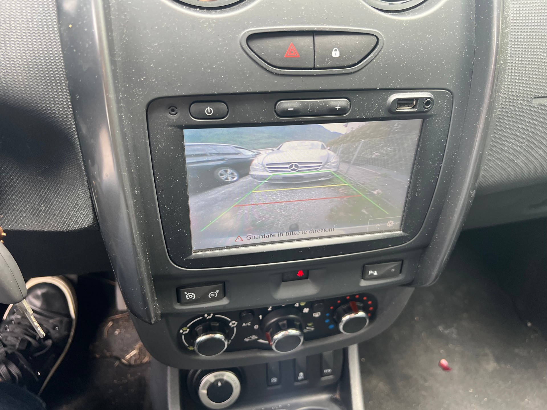 DACIA Duster 1.2 T Ambiance 4x4-image-6