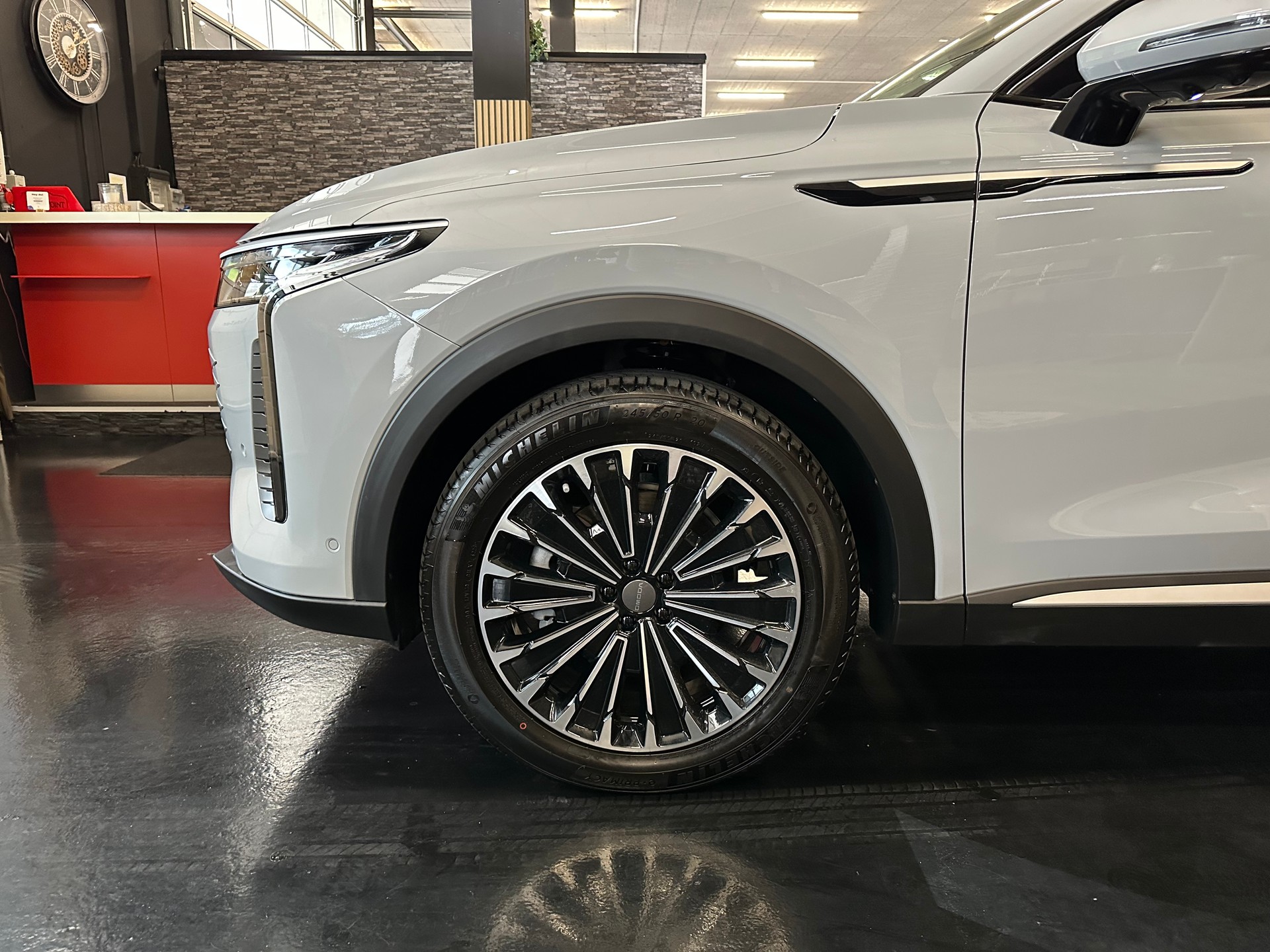 OMODA 9 PHEV SHS Exclusive AWD-image-28