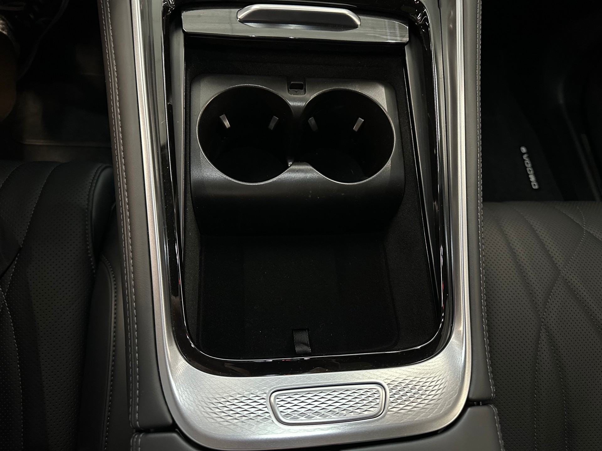 OMODA 9 PHEV SHS Exclusive AWD-image-21