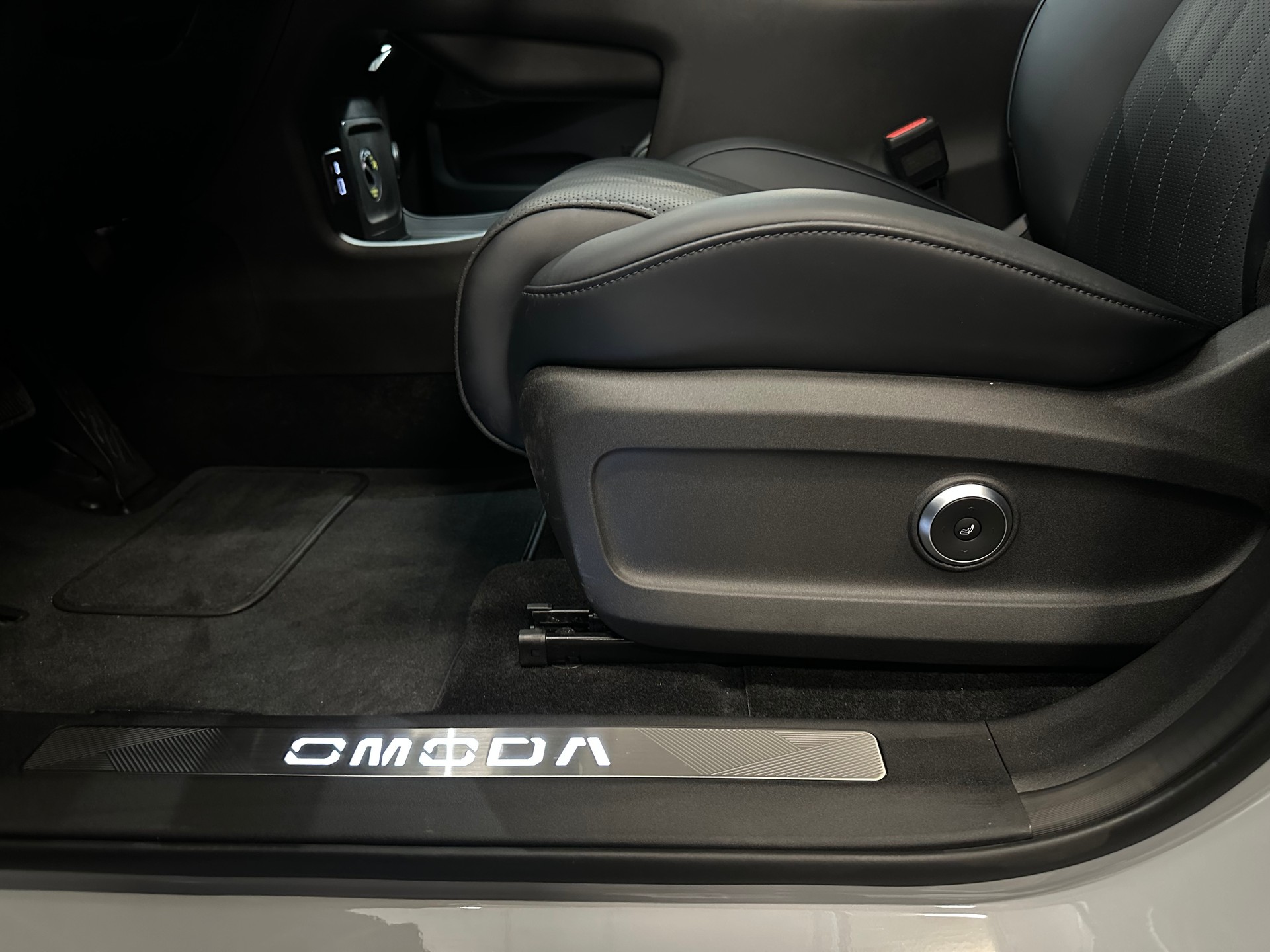 OMODA 9 PHEV SHS Exclusive AWD-image-23