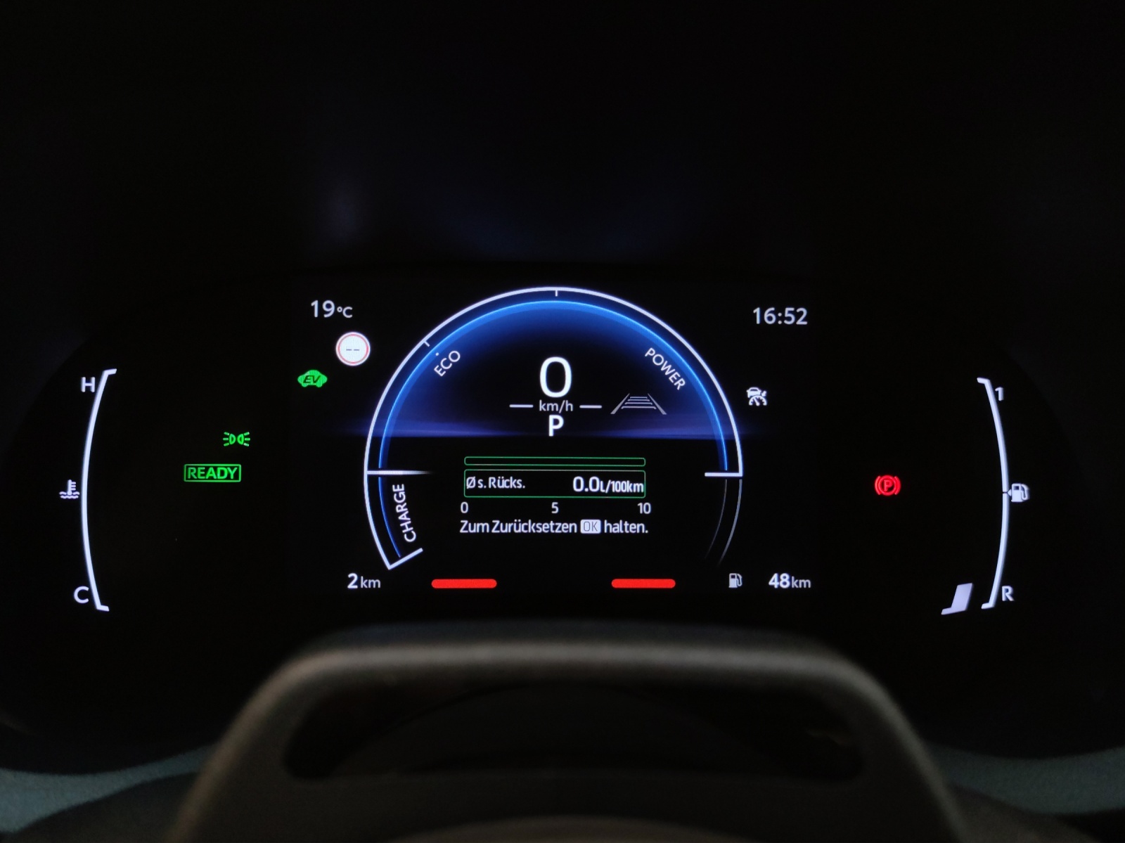 TOYOTA Yaris 1.5 VVT-i HSD Trend-image-13
