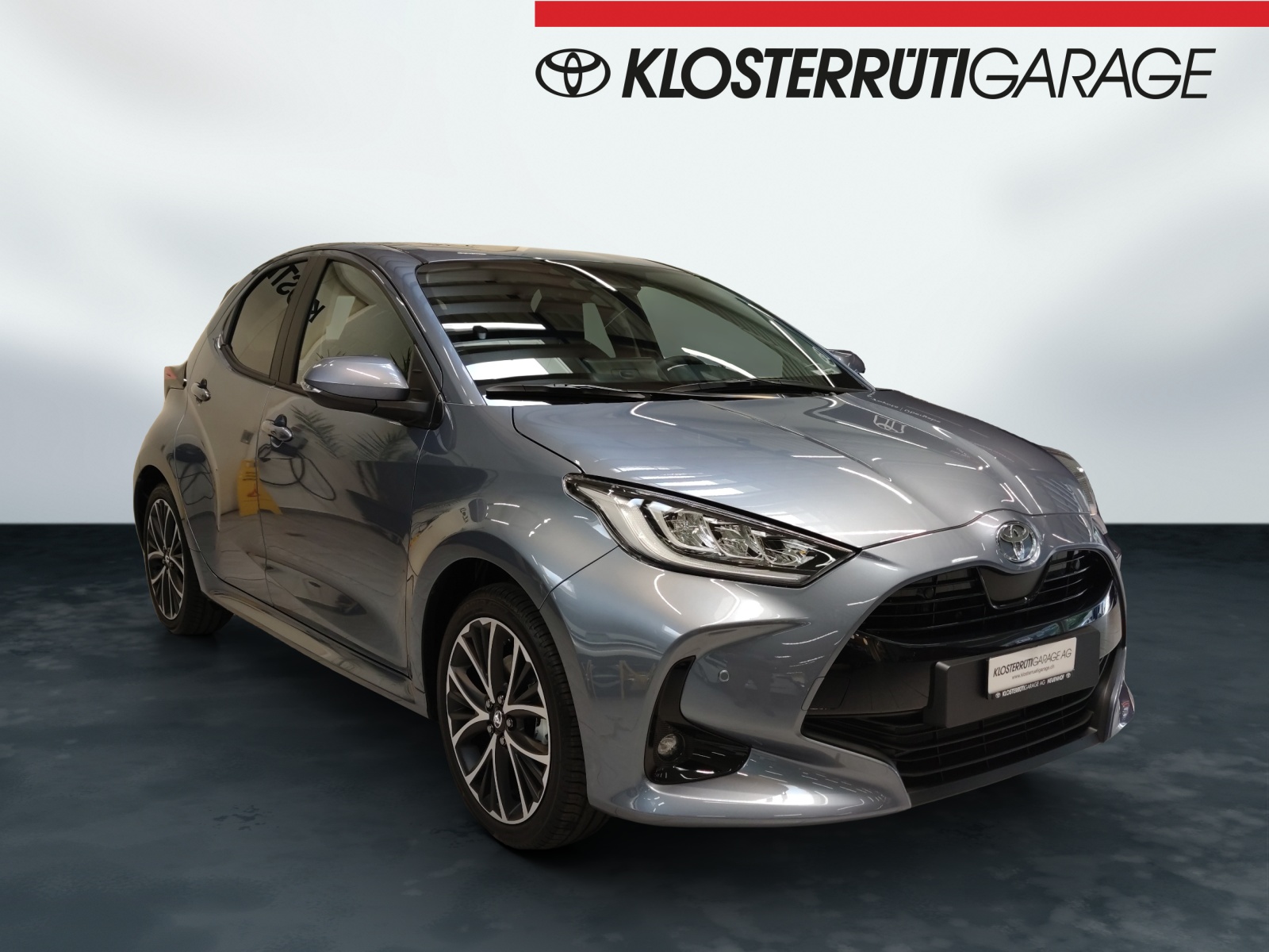 TOYOTA Yaris 1.5 VVT-i HSD Trend-image-1