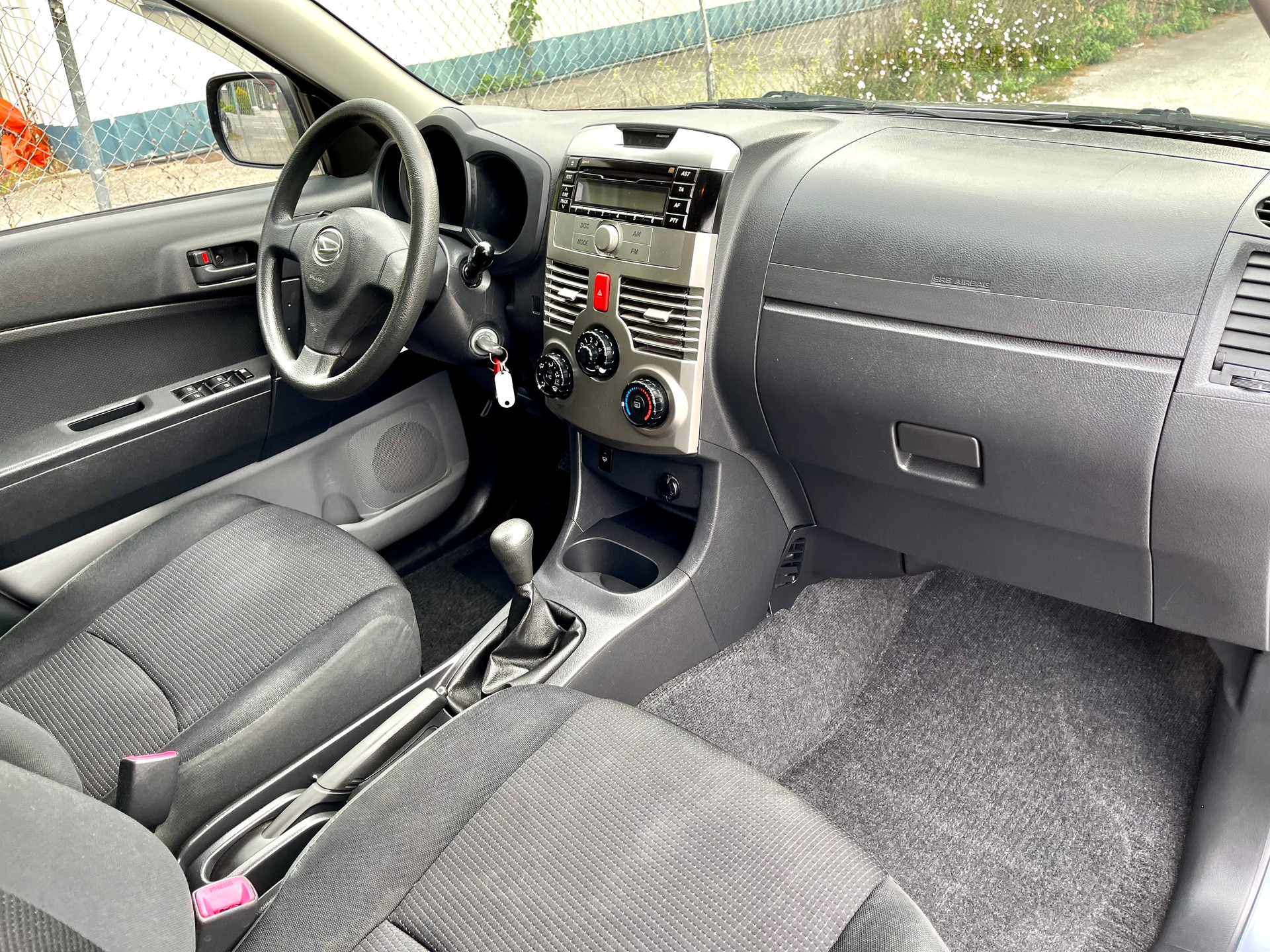 DAIHATSU Terios 1.5 16V SX Edition 100th Anniversary 4WD-image-5