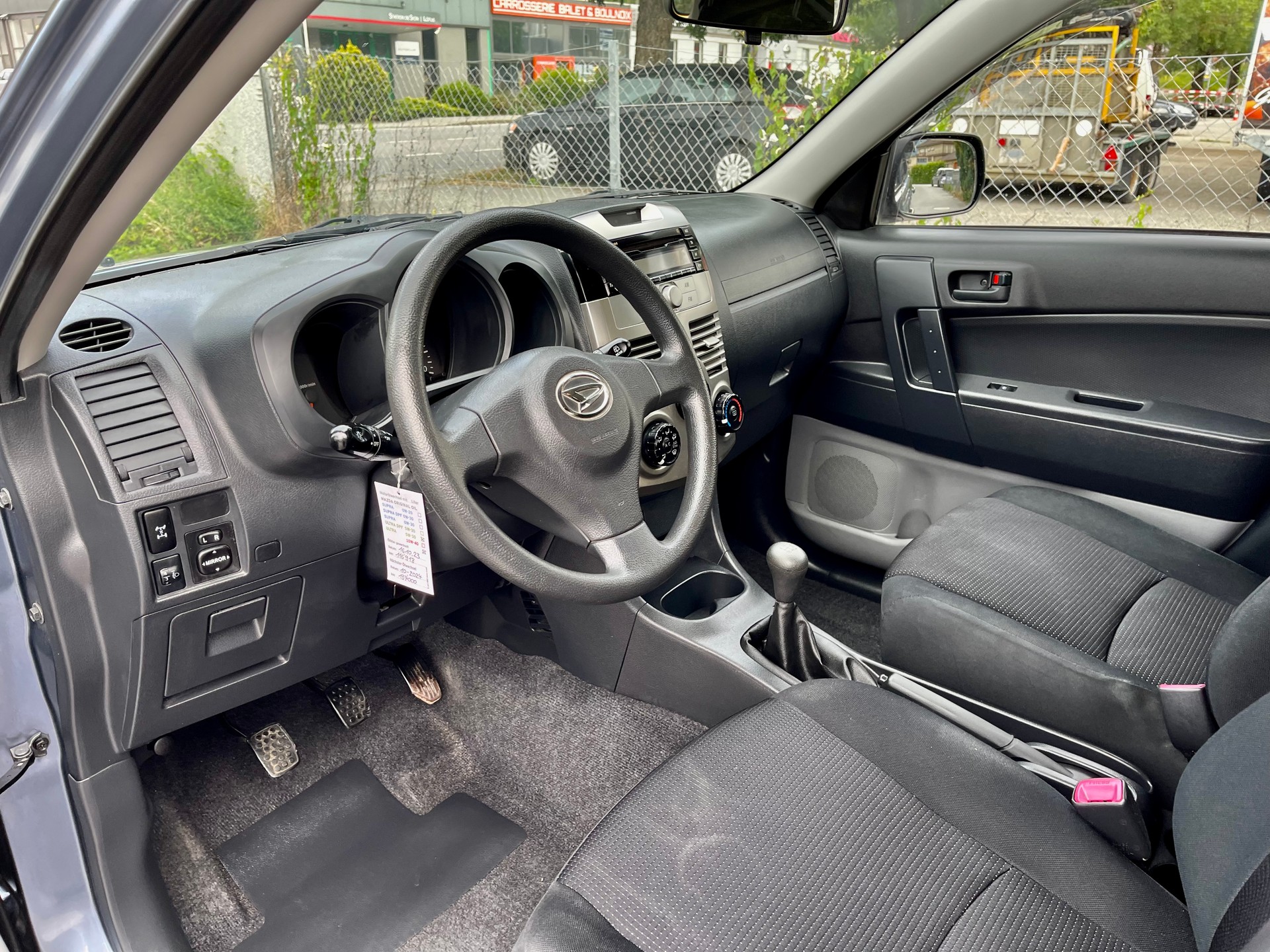 DAIHATSU Terios 1.5 16V SX Edition 100th Anniversary 4WD-image-14