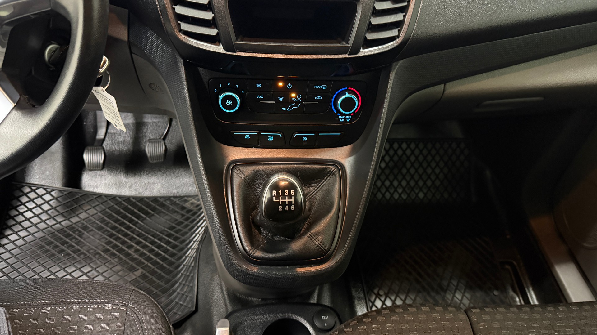FORD Transit Connect Van T220 1.5 EcoBlue Trend-image-11