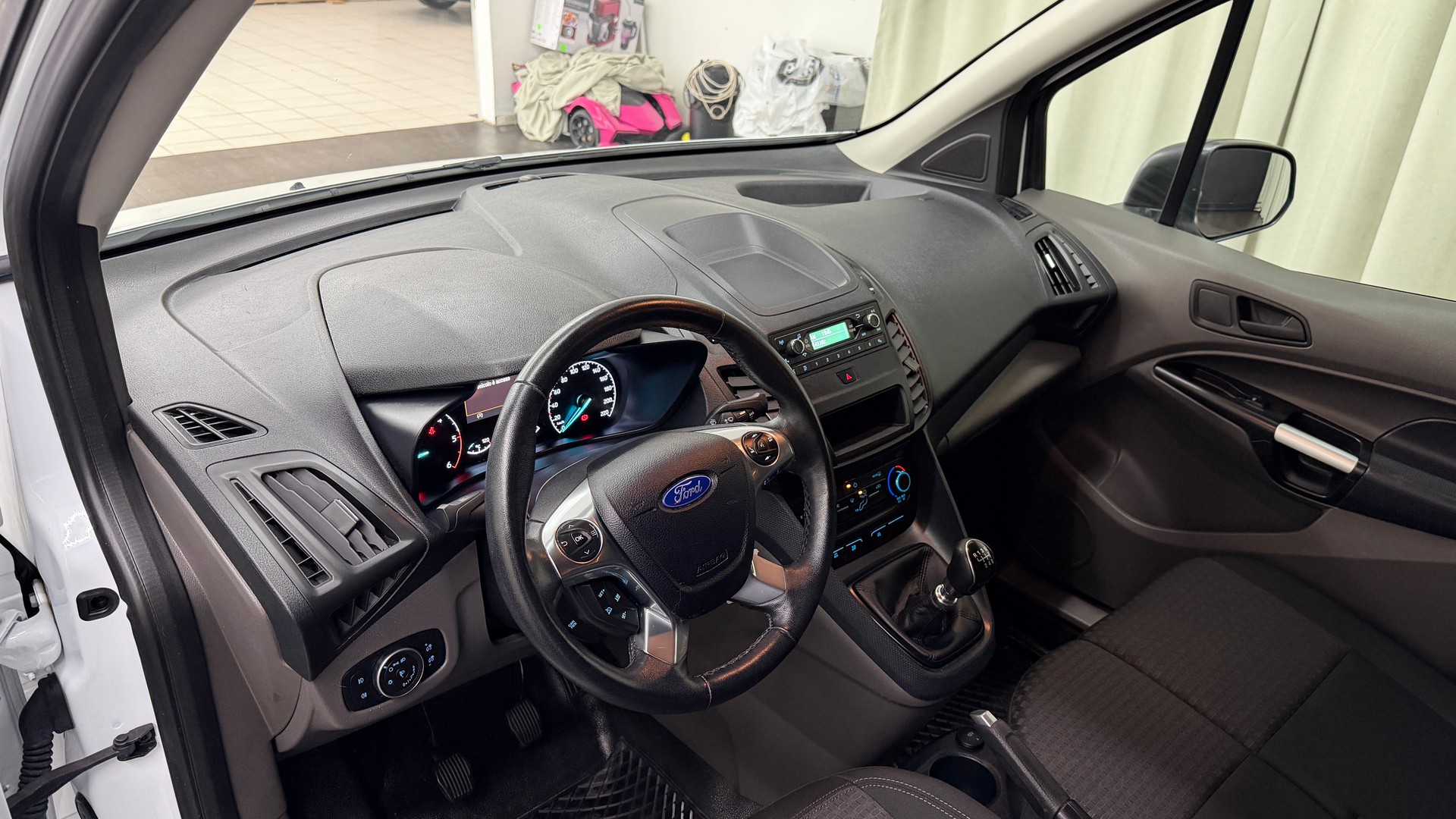 FORD Transit Connect Van T220 1.5 EcoBlue Trend-image-7