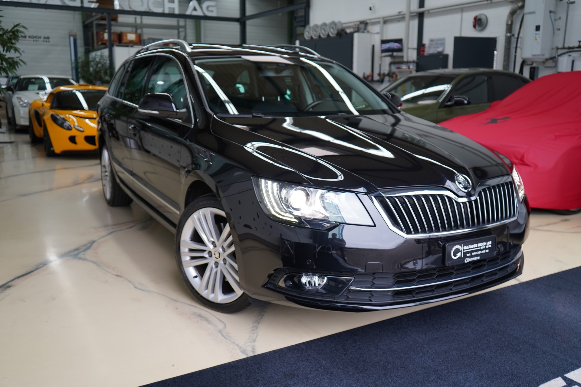 SKODA Superb Combi 1.8 TSI Business 4x4-image-9