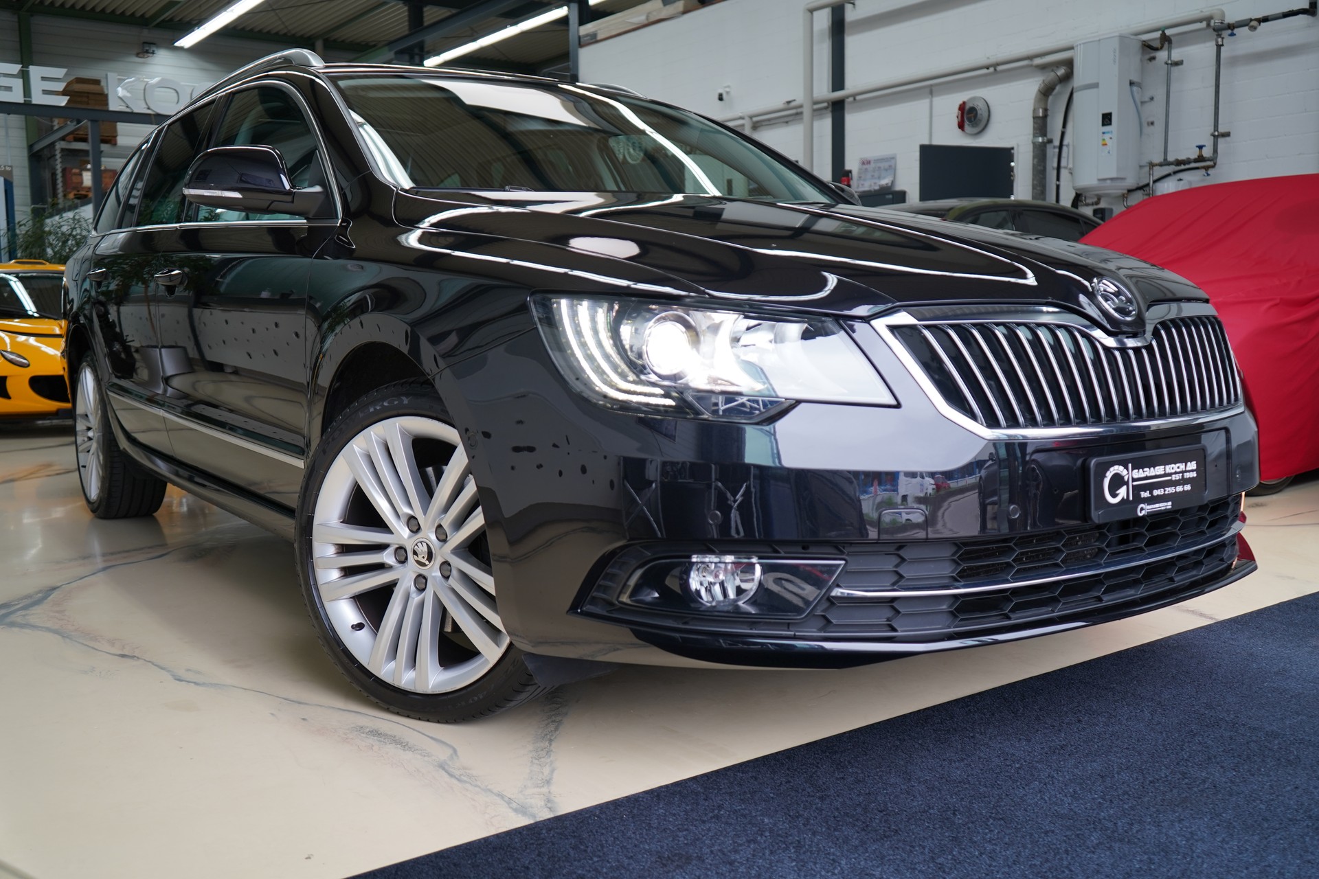 SKODA Superb Combi 1.8 TSI Business 4x4-image-10