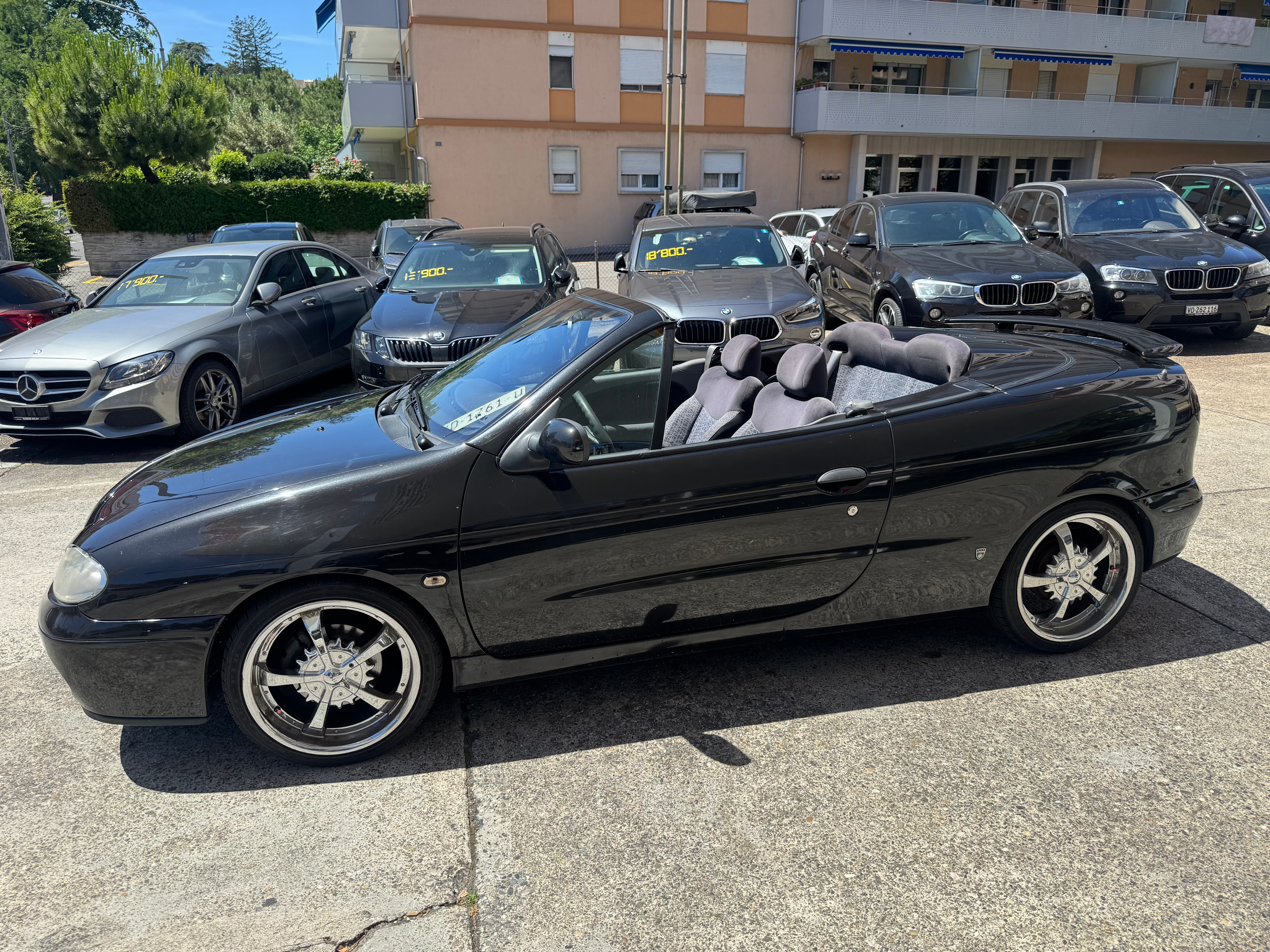 Car photo