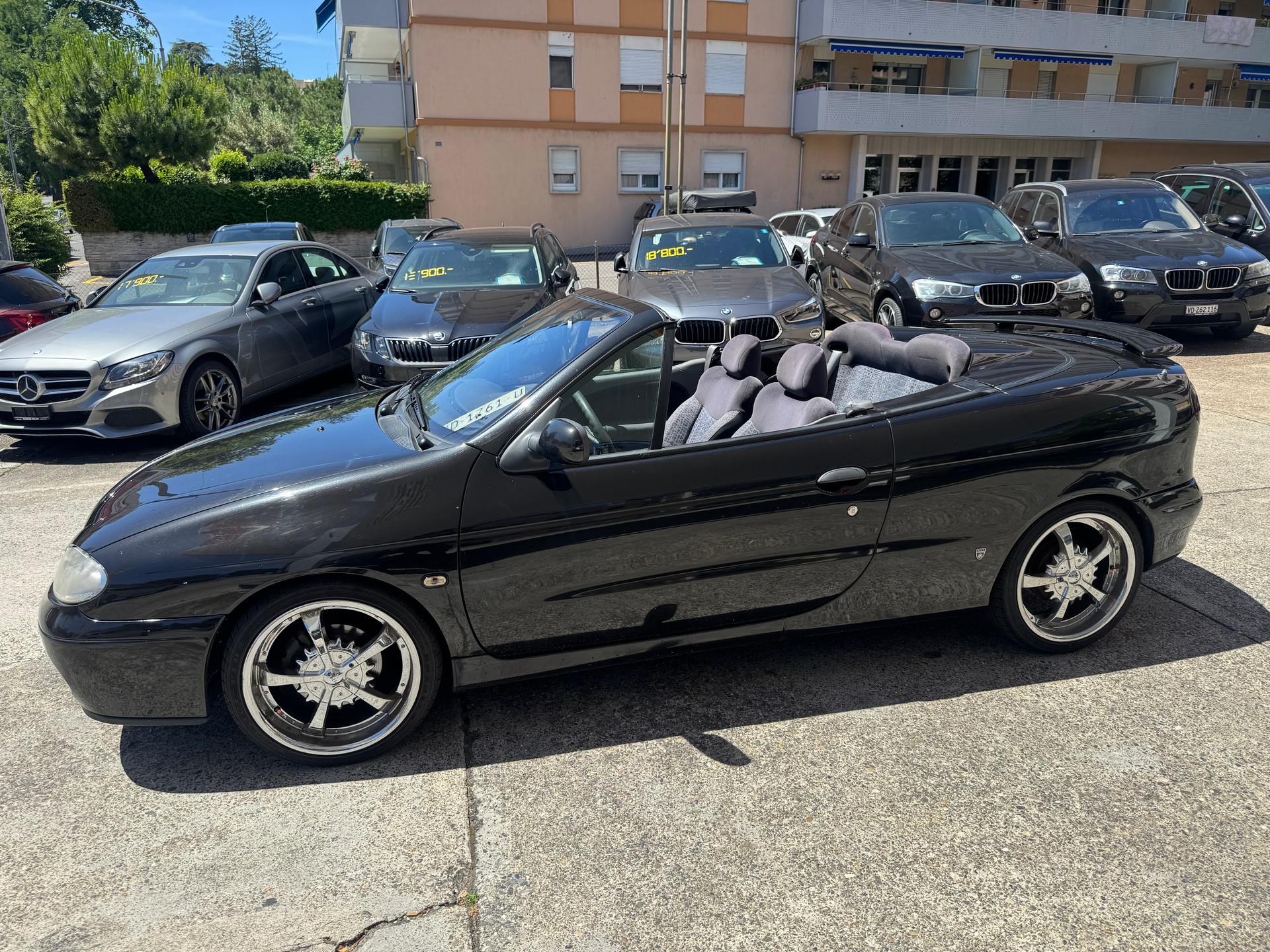 RENAULT MEGANE-image-0