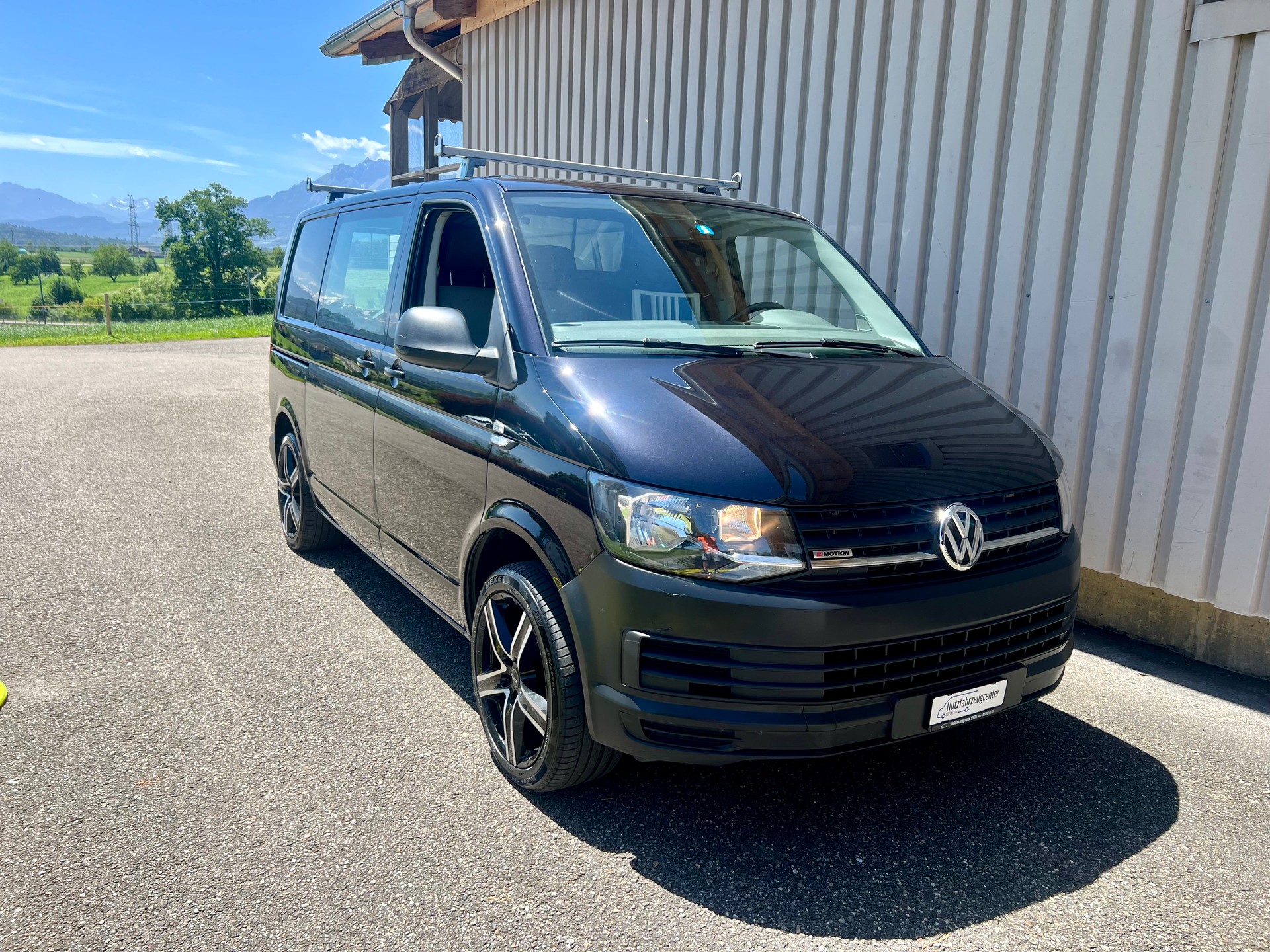 VW T6 2.0 TDI 4Motion black Edition by Nutzfahrzewugcenter Seetal-image-1