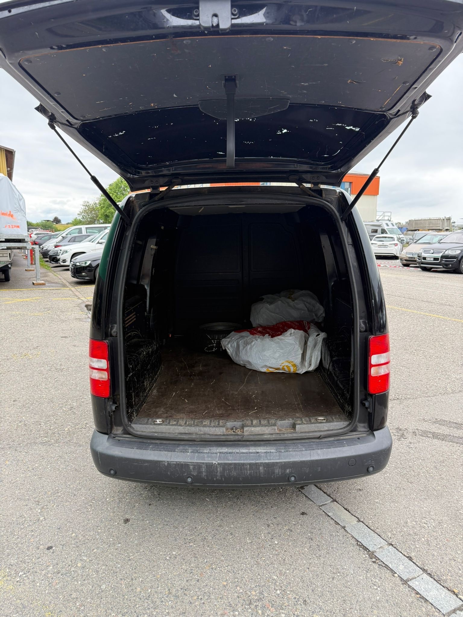 VW Caddy Maxi 1.2 TSI-image-12